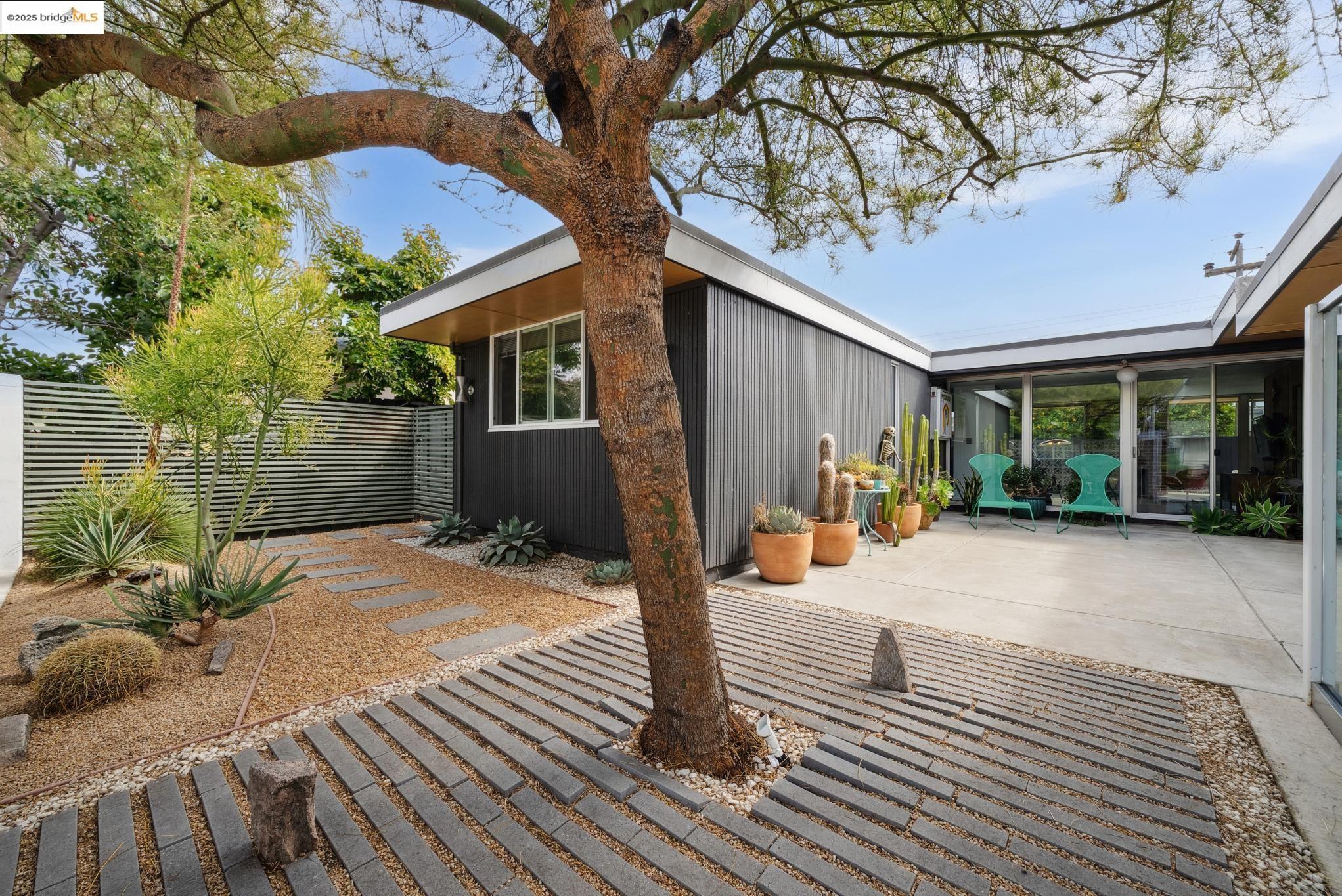 Detail Gallery Image 44 of 60 For 4860 Bryce Canyon Park Dr, Fremont,  CA 94538 - 3 Beds | 2 Baths