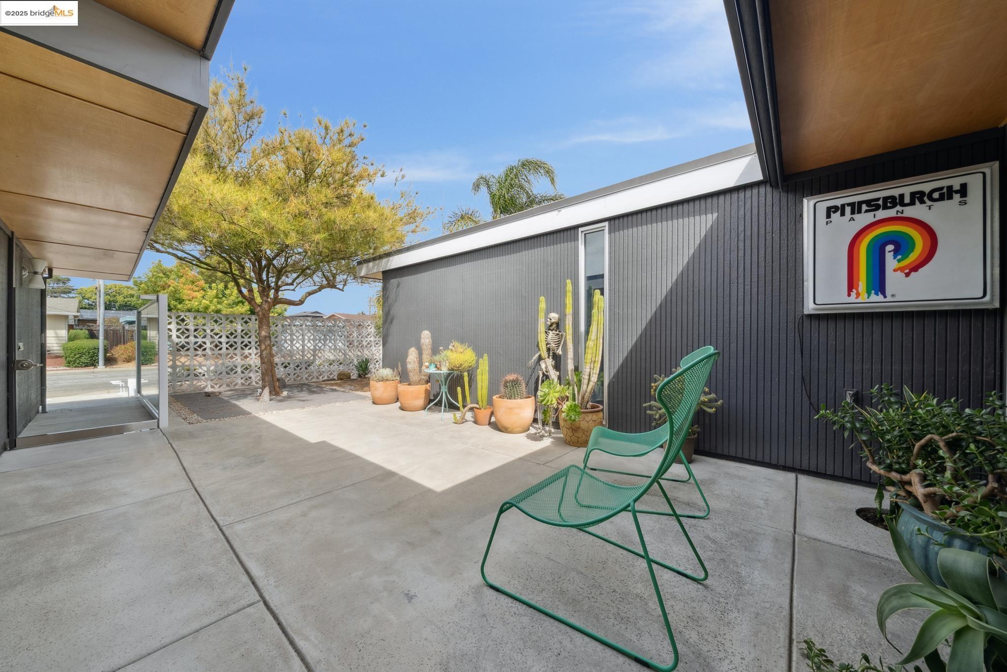 Detail Gallery Image 7 of 60 For 4860 Bryce Canyon Park Dr, Fremont,  CA 94538 - 3 Beds | 2 Baths