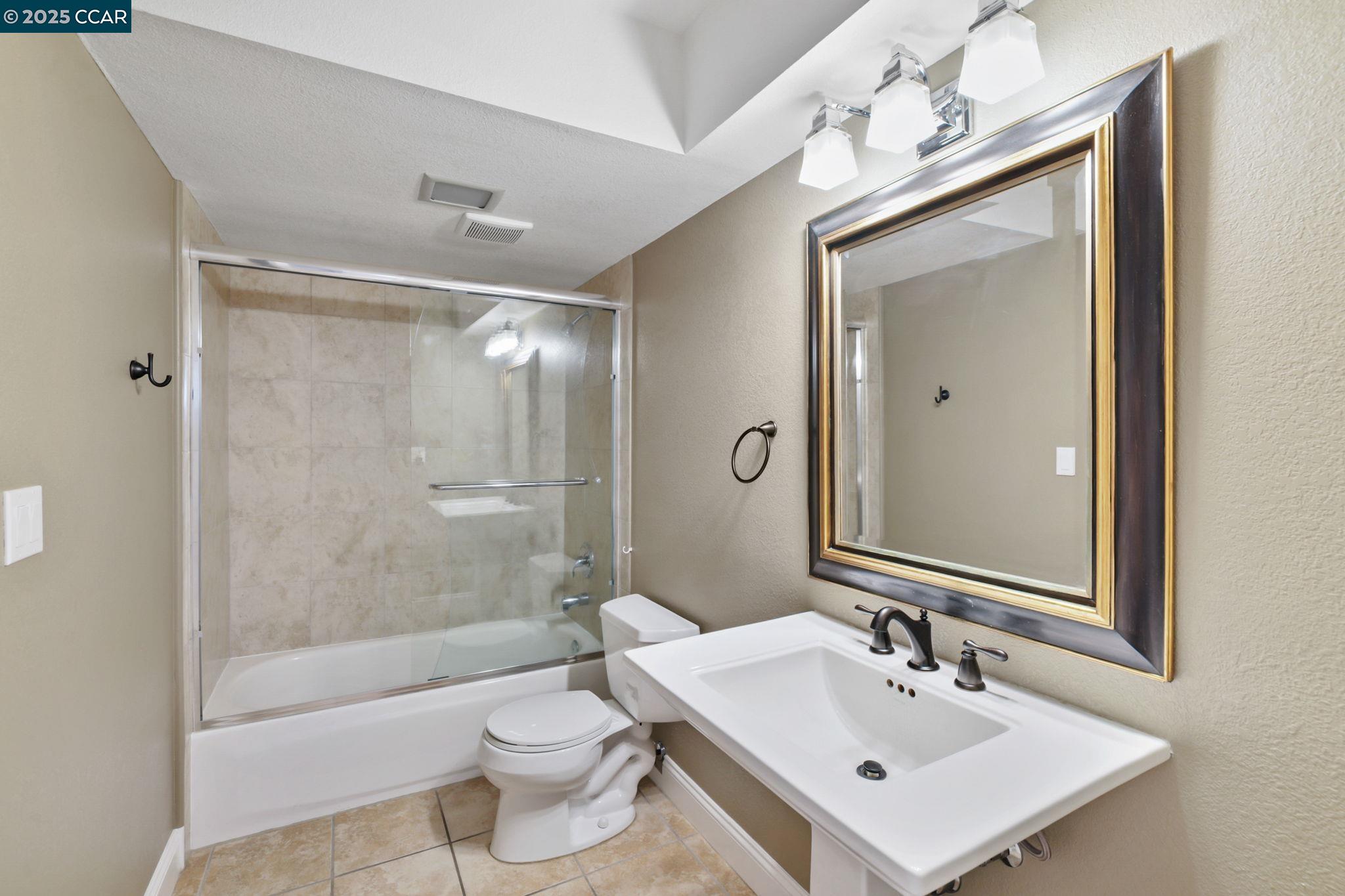 Photo #14: 41112447 Listing: Photo #14