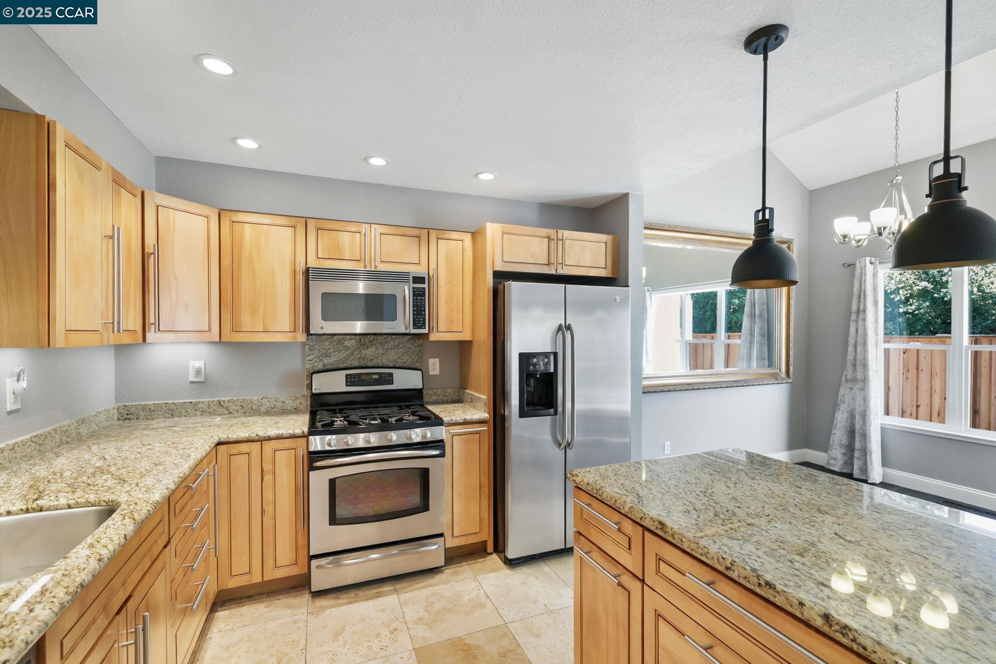 Photo #5: 41112447 Listing 