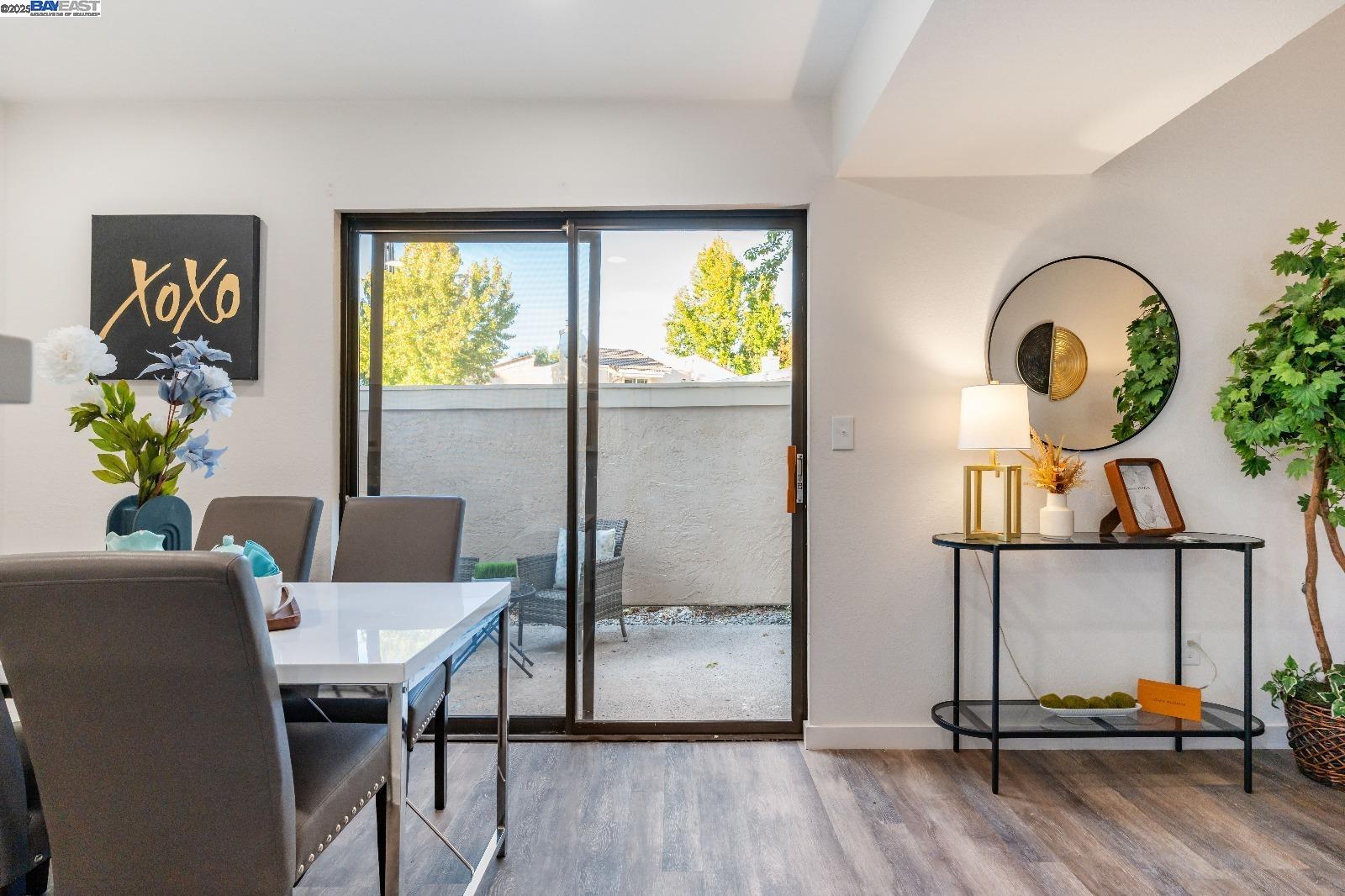 Detail Gallery Image 14 of 41 For 601 Palomino Dr #C,  Pleasanton,  CA 94566 - 2 Beds | 2 Baths