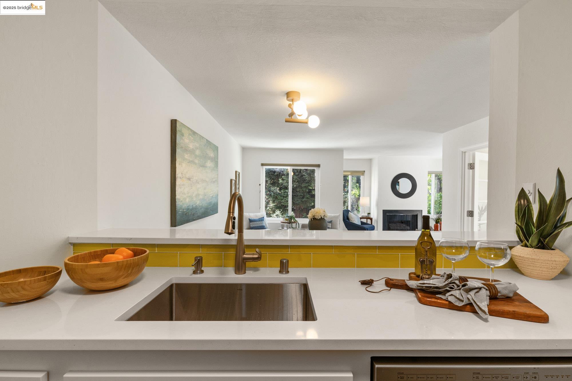 Photo #18: 41112459 Listing: Photo #18