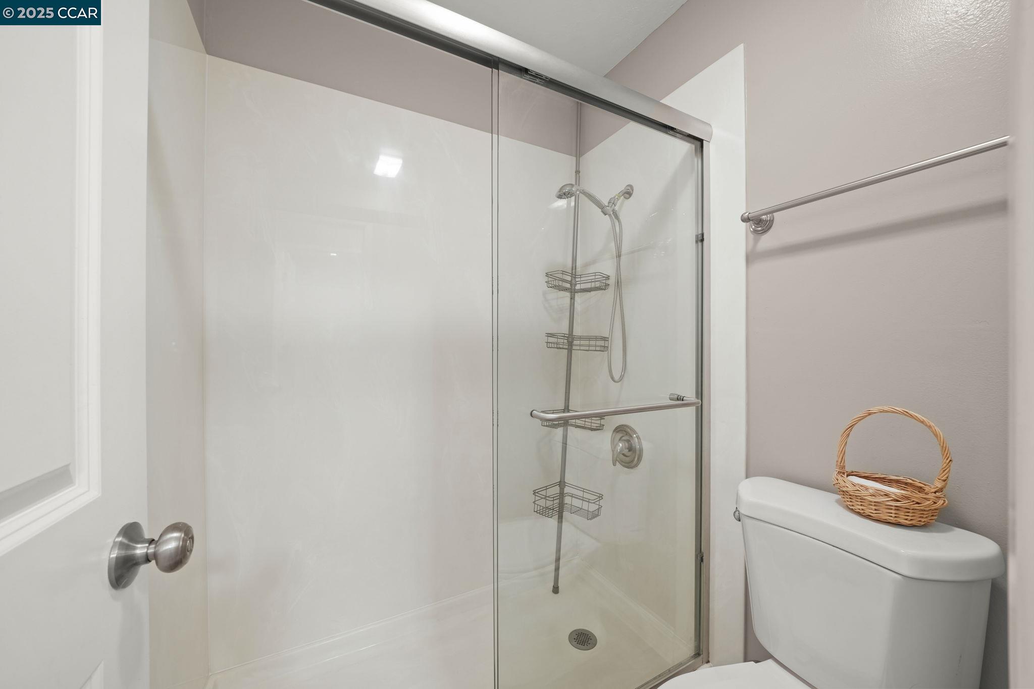 Photo #12: 41112474 Listing: Photo #12