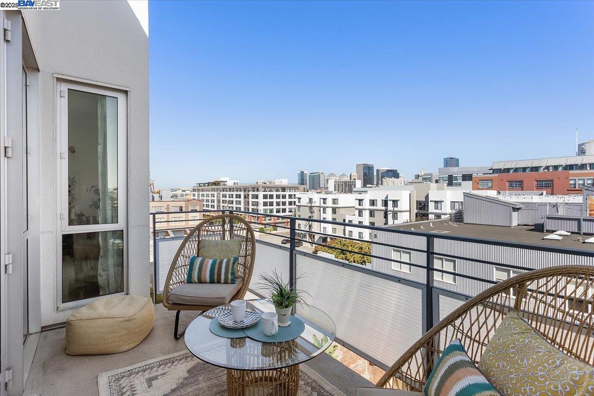 Detail Gallery Image 6 of 35 For 200 2nd St #503,  Oakland,  CA 94607 - 1 Beds | 1 Baths