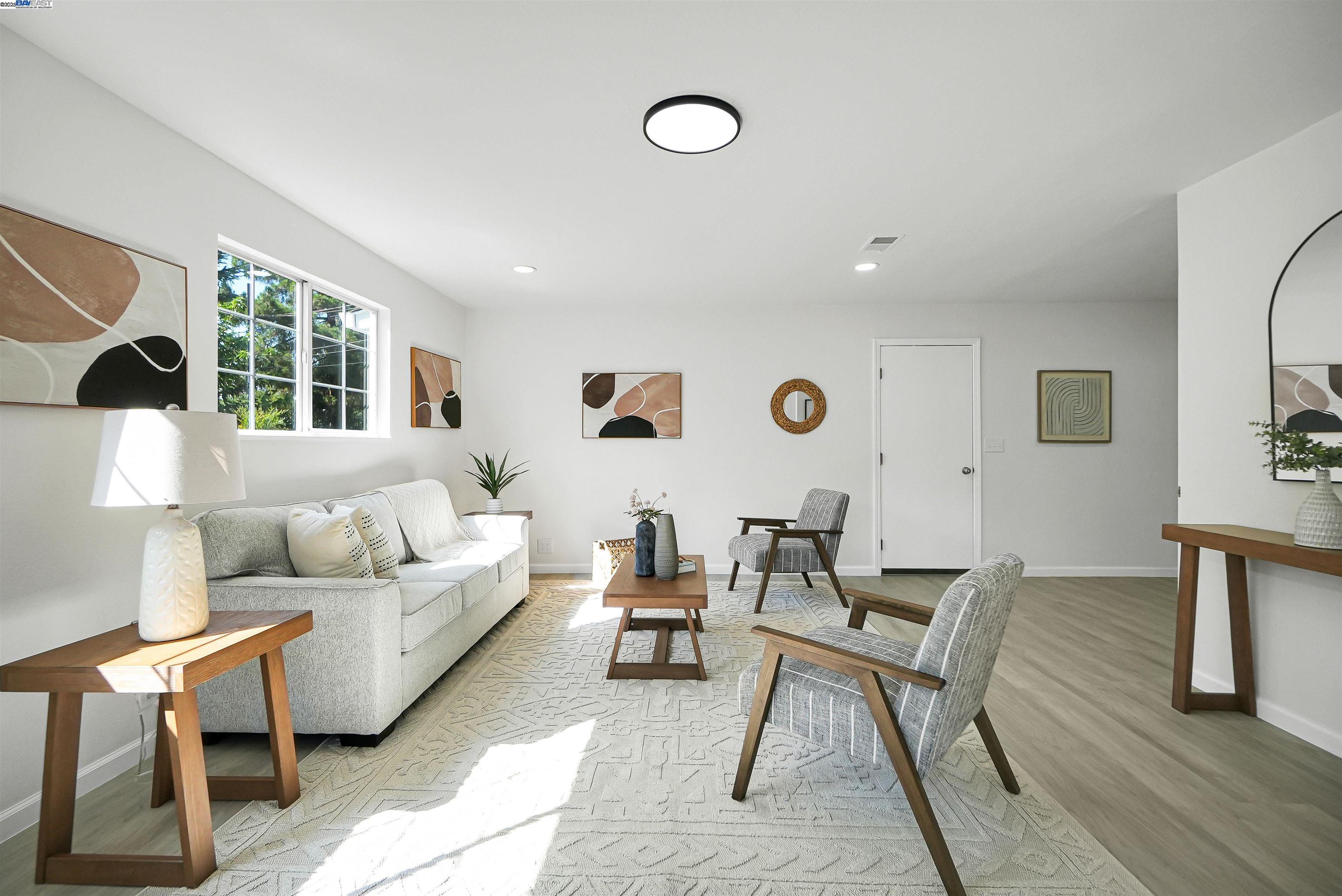 Detail Gallery Image 30 of 59 For 1662 Dorchester Pl, Concord,  CA 94519 - 4 Beds | 3 Baths