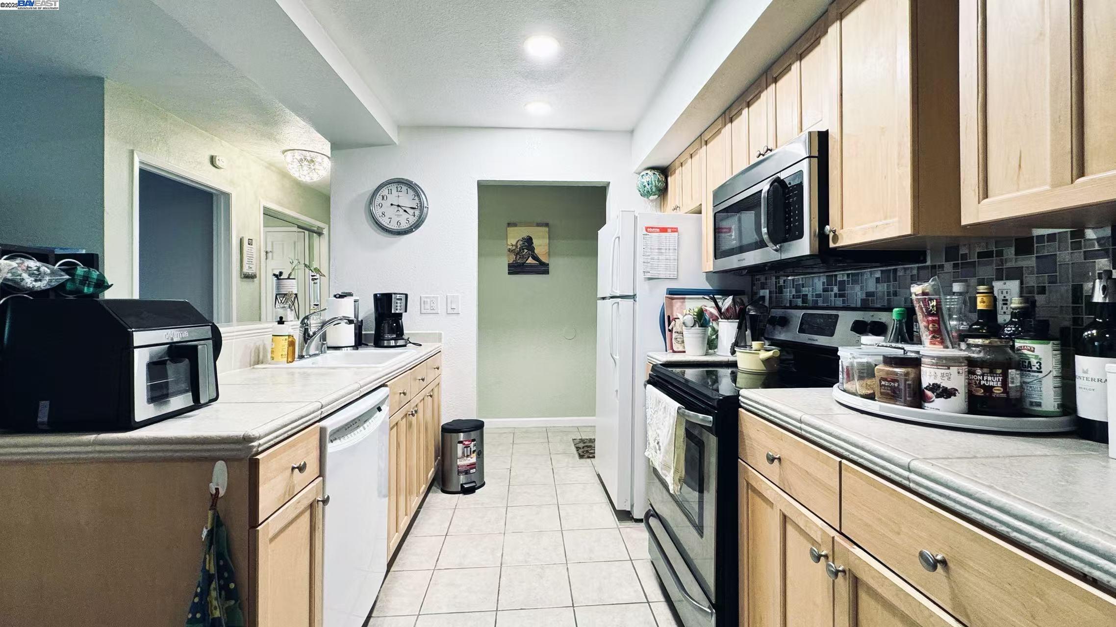 Photo #7: 41112494 Listing: Photo #7