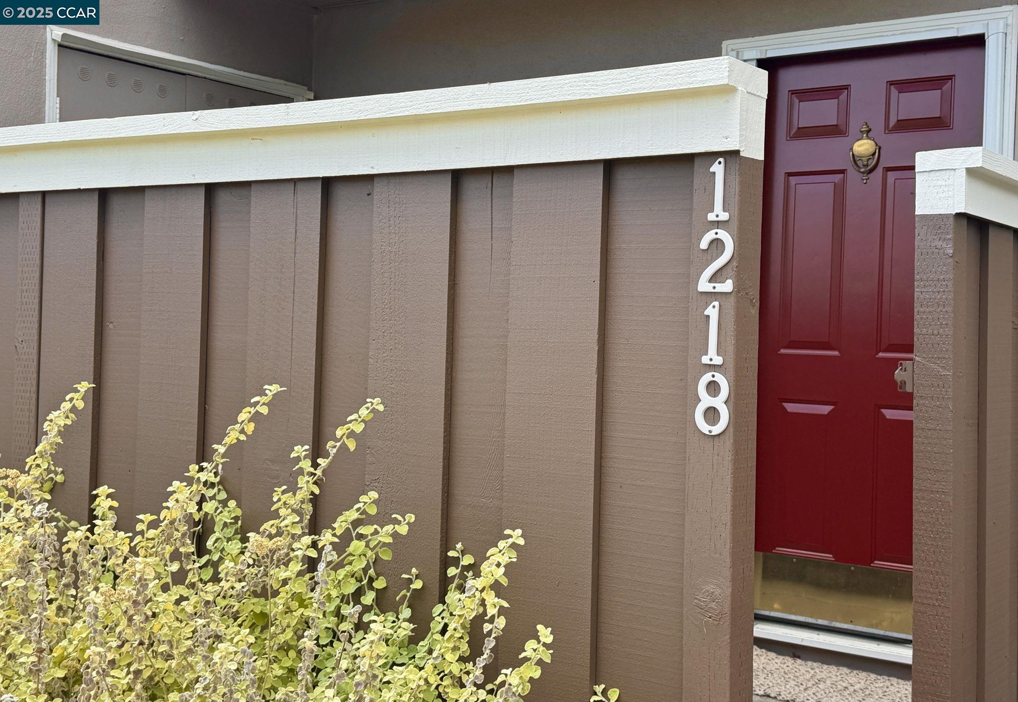 Photo #2: 41112503 Listing 