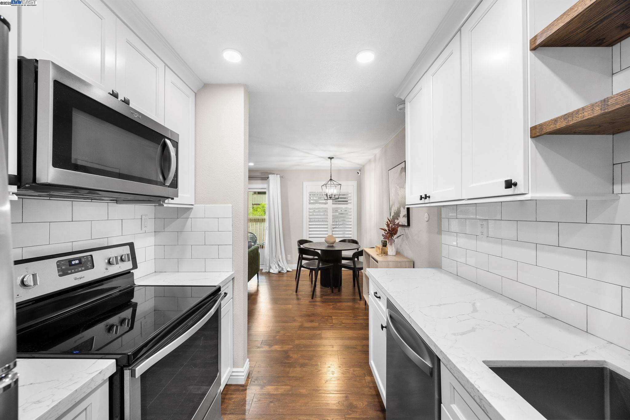Photo #8: 41112504 Listing: Photo #8