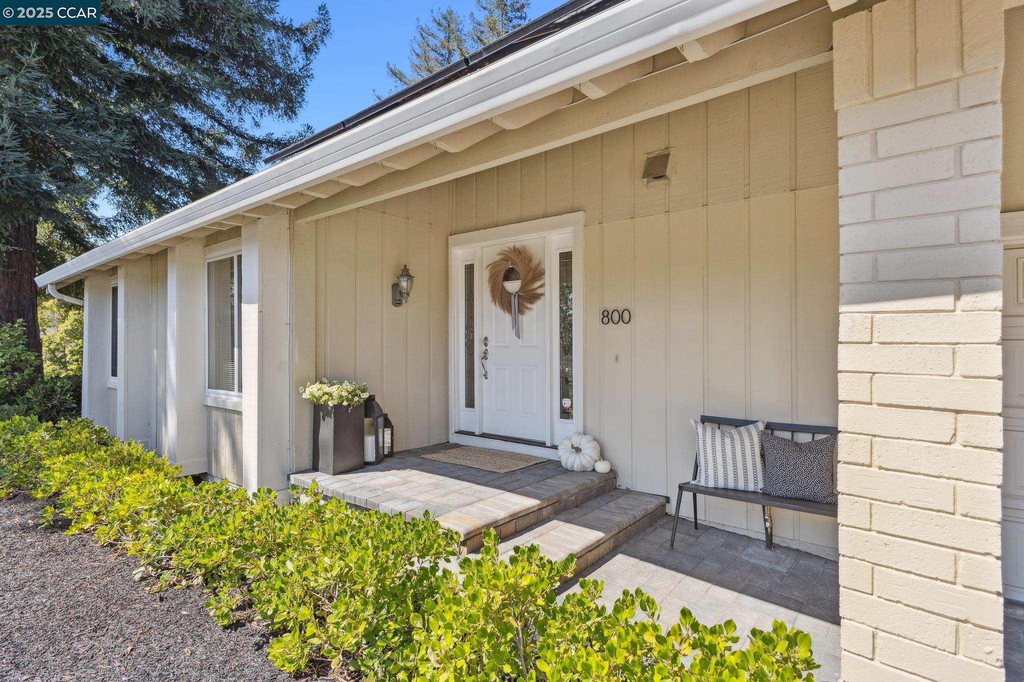 Front Image Thumbnail for CC41112507