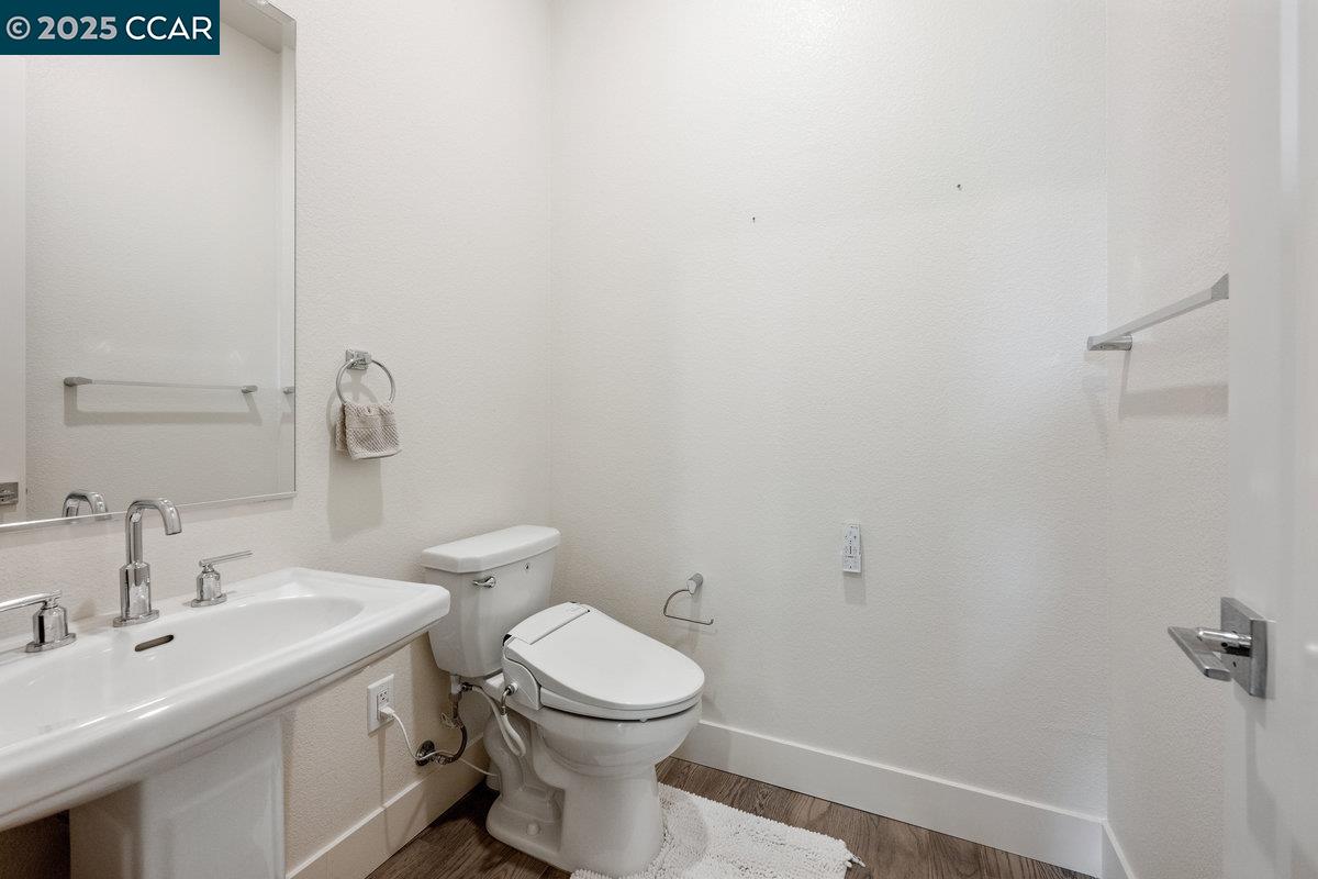 Detail Gallery Image 21 of 41 For 3096 Leeds Ln, Tracy,  CA 95377 - 4 Beds | 3/1 Baths