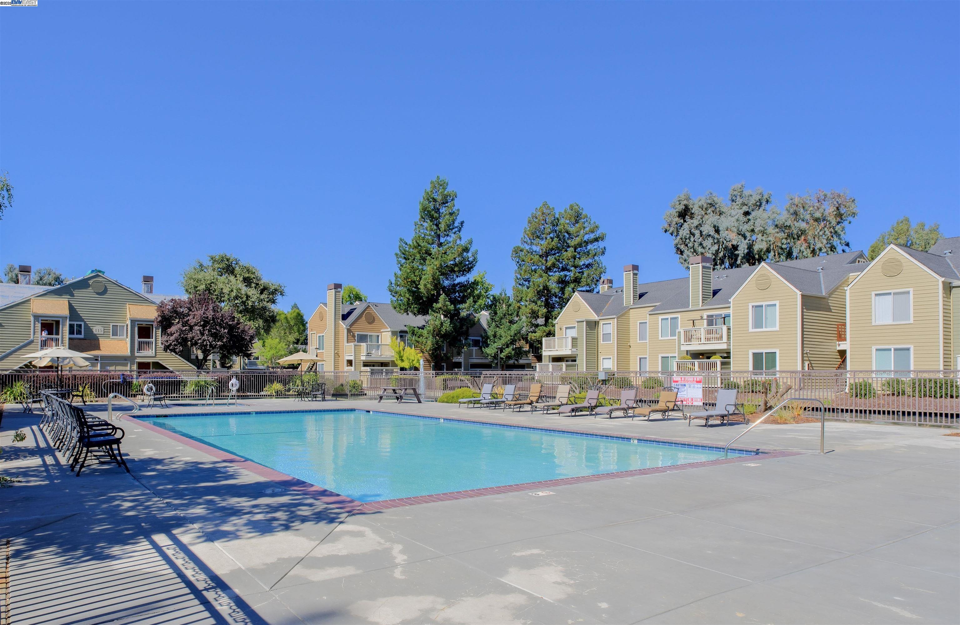Photo #17: 41112514 Listing: Photo #17
