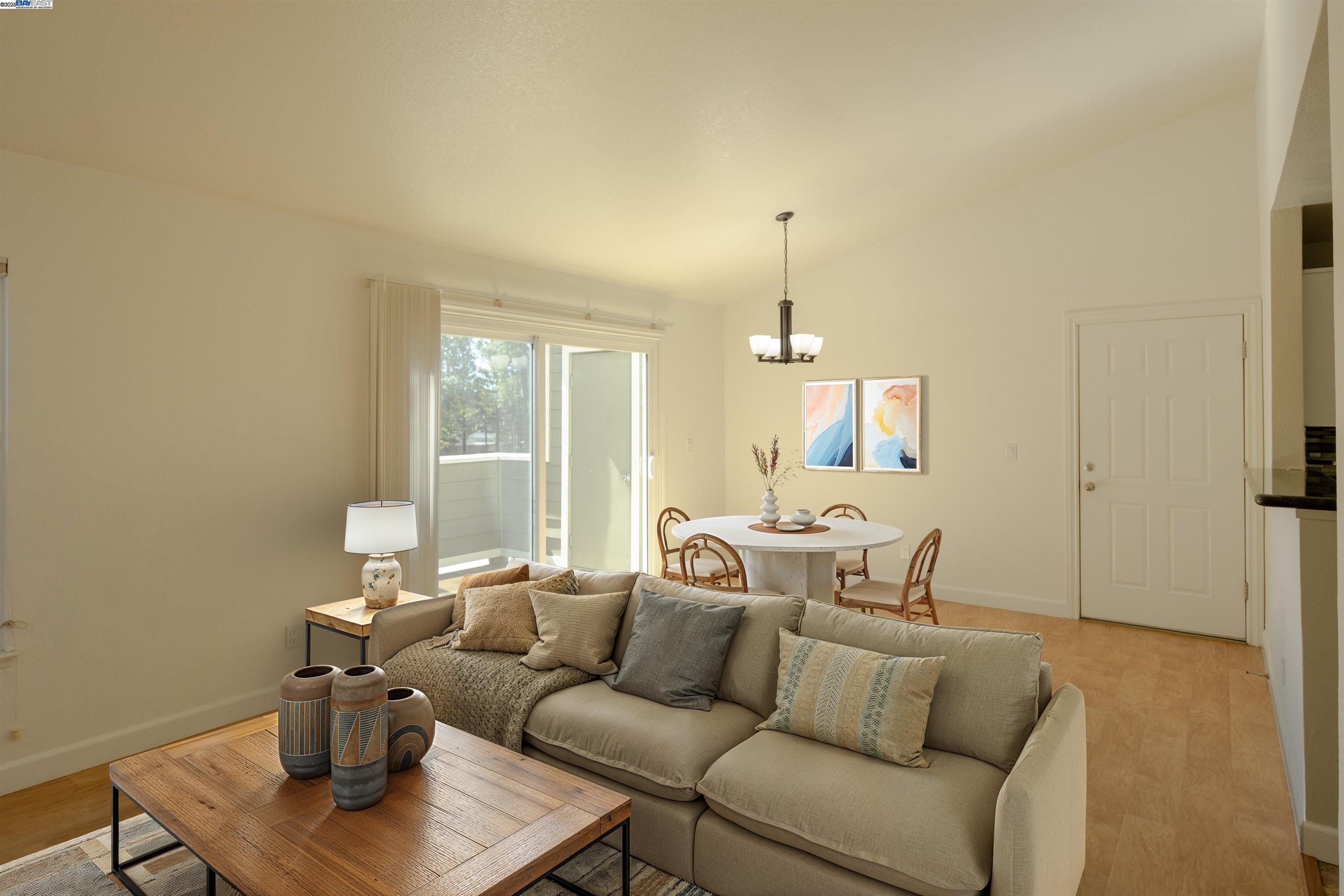 Photo #6: 41112514 Listing 