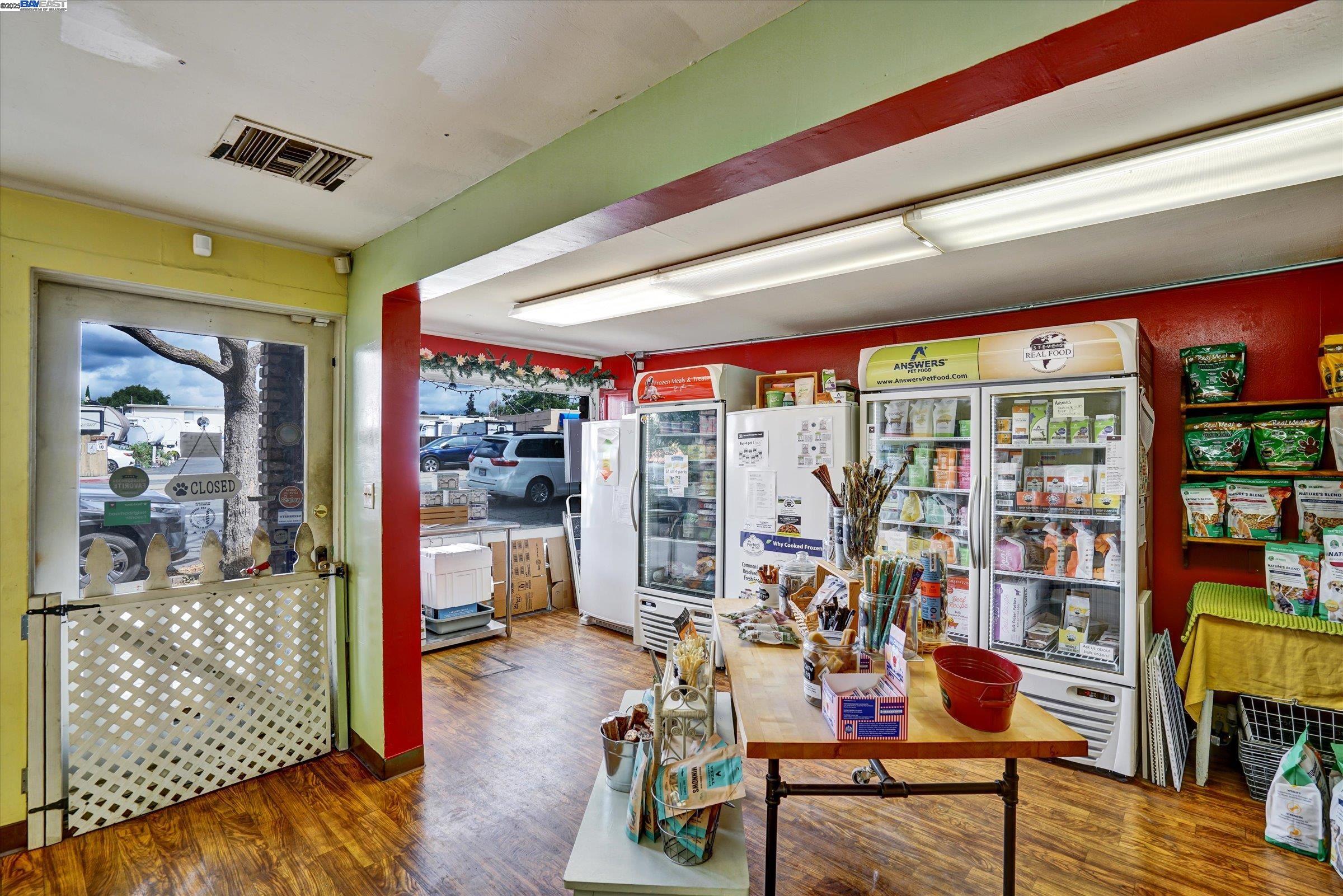 Detail Gallery Image 11 of 25 For 2805 Castro Valley Blvd, Castro Valley,  CA 94546 - – Beds | – Baths