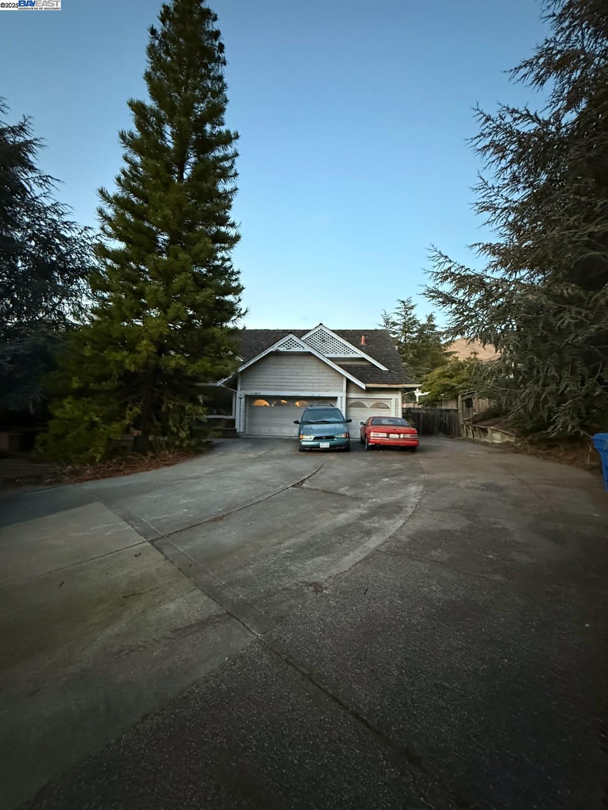 Front Image Thumbnail for BE41112519