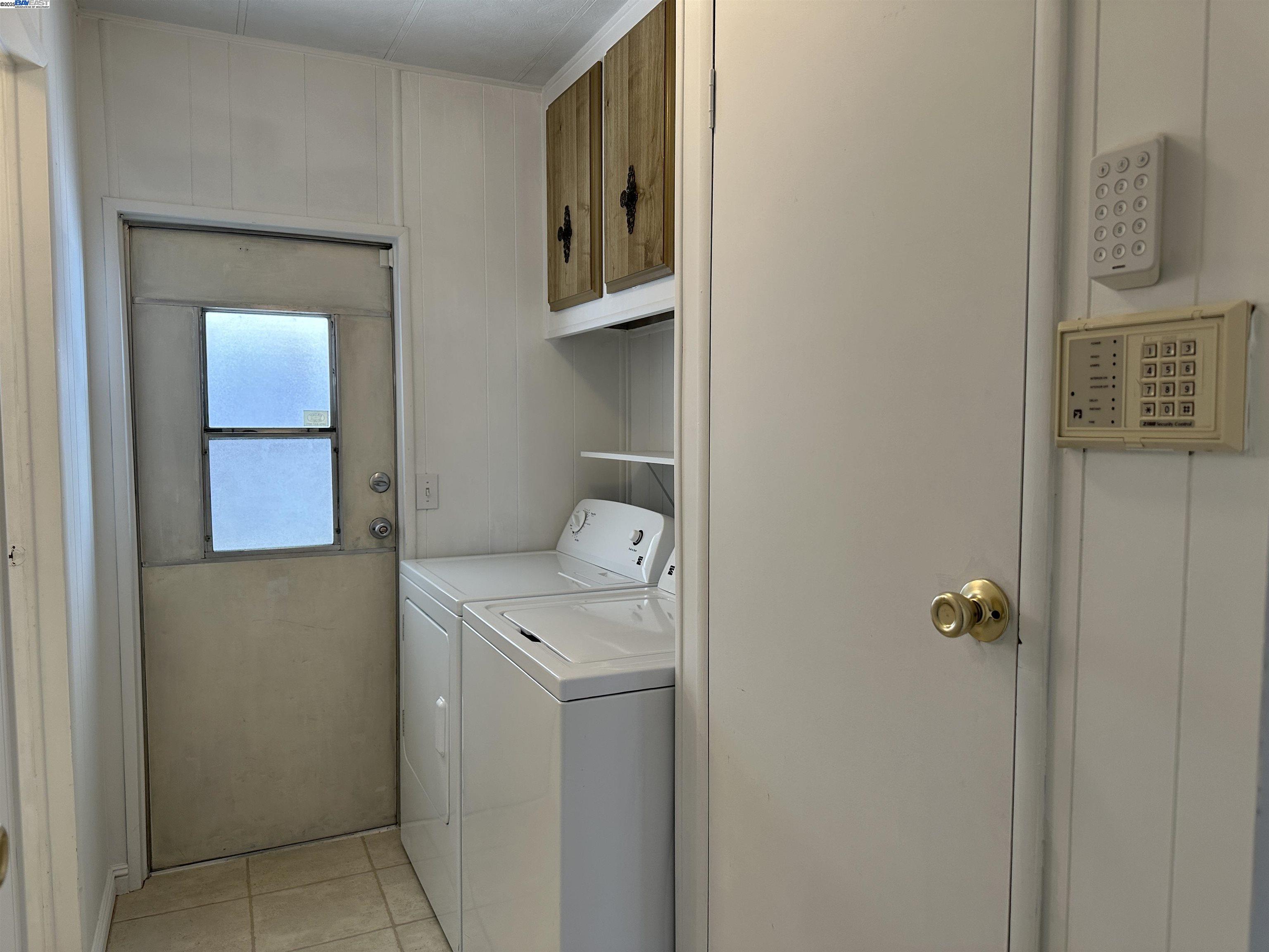 Detail Gallery Image 15 of 29 For 29138 Delgado Rd., Hayward,  CA 94544 - 2 Beds | 2 Baths