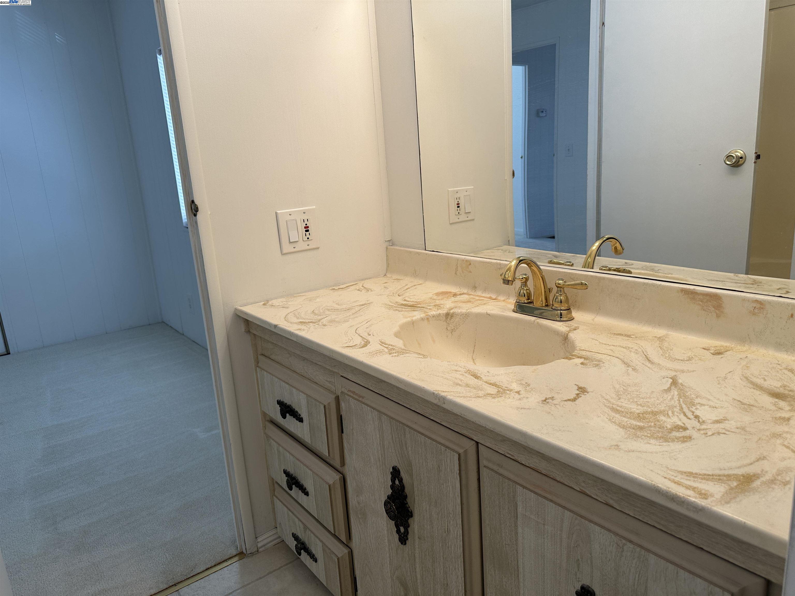 Detail Gallery Image 20 of 29 For 29138 Delgado Rd., Hayward,  CA 94544 - 2 Beds | 2 Baths