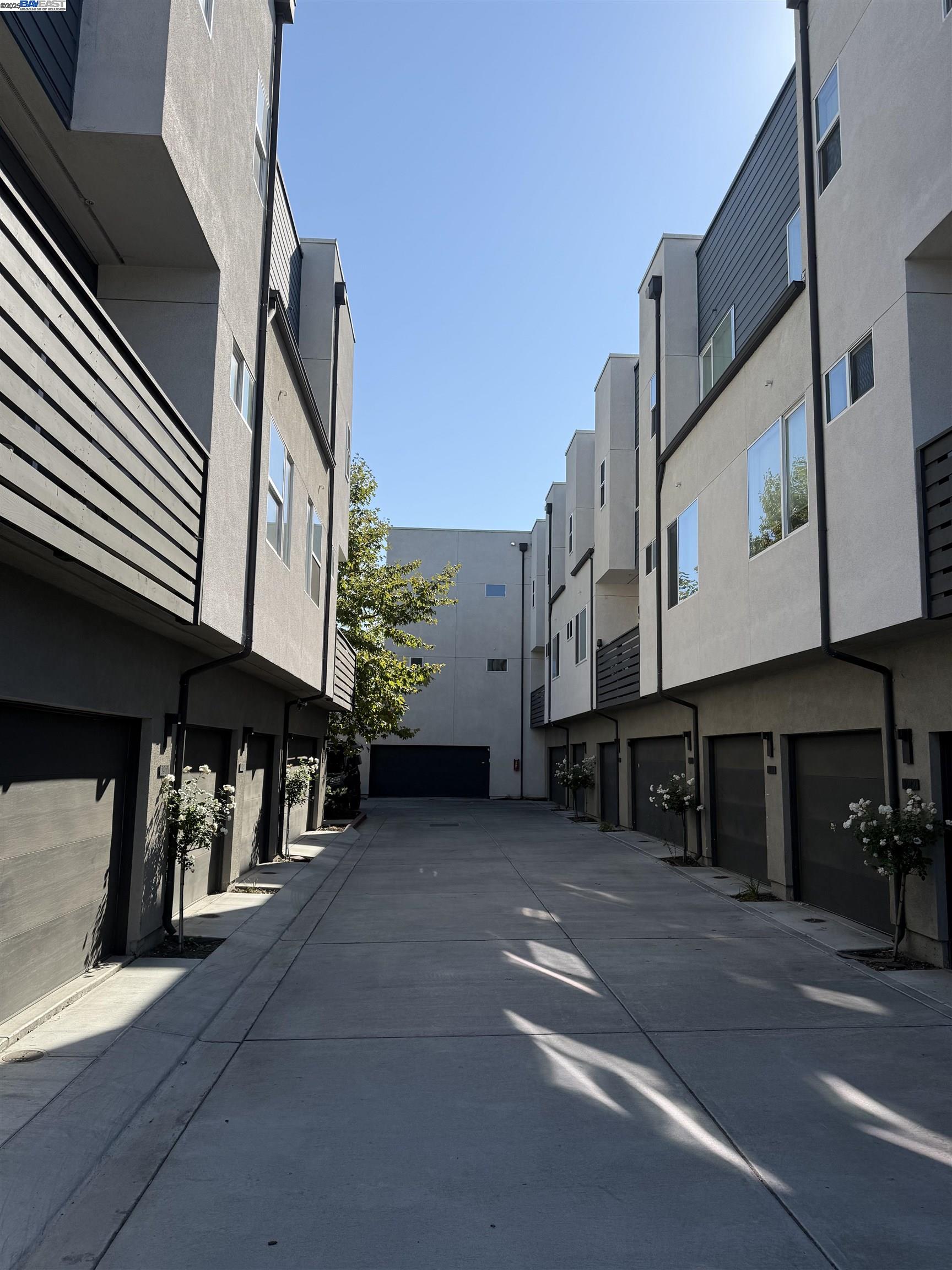 Photo #2: 41112527 Listing 