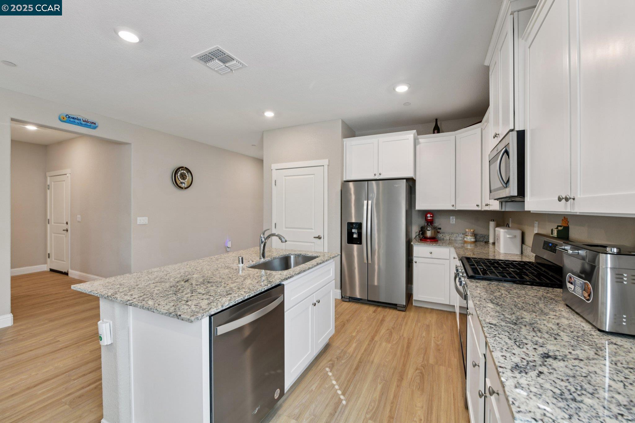 Detail Gallery Image 14 of 51 For 2071 Lavender Pl, Rio Vista,  CA 94571 - 2 Beds | 2 Baths