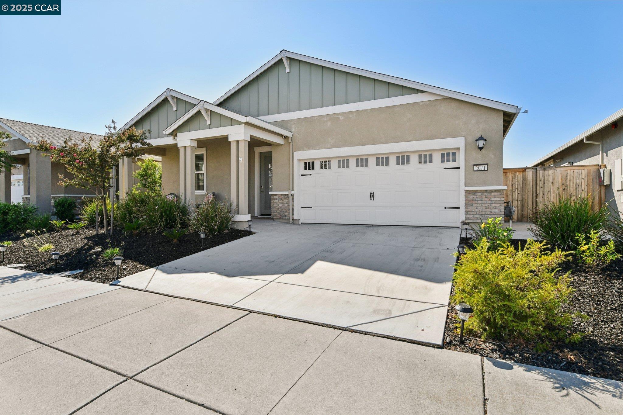 Detail Gallery Image 3 of 51 For 2071 Lavender Pl, Rio Vista,  CA 94571 - 2 Beds | 2 Baths