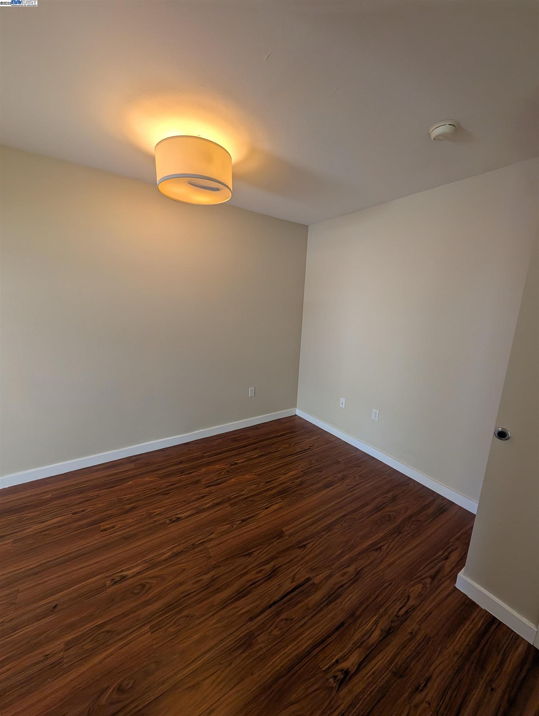 Photo #8: 41112534 Listing: Photo #8