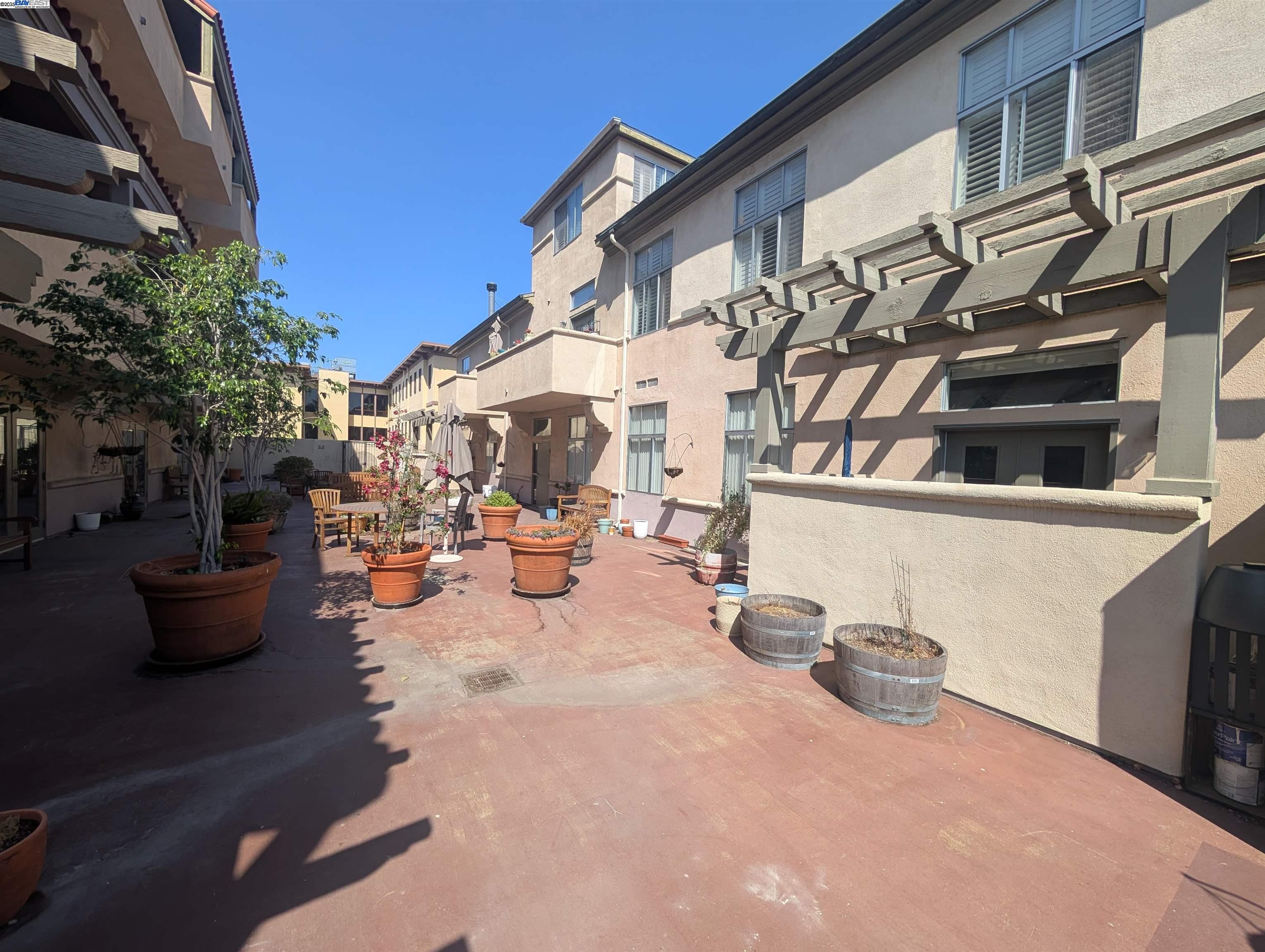 Photo #10: 41112534 Listing: Photo #10