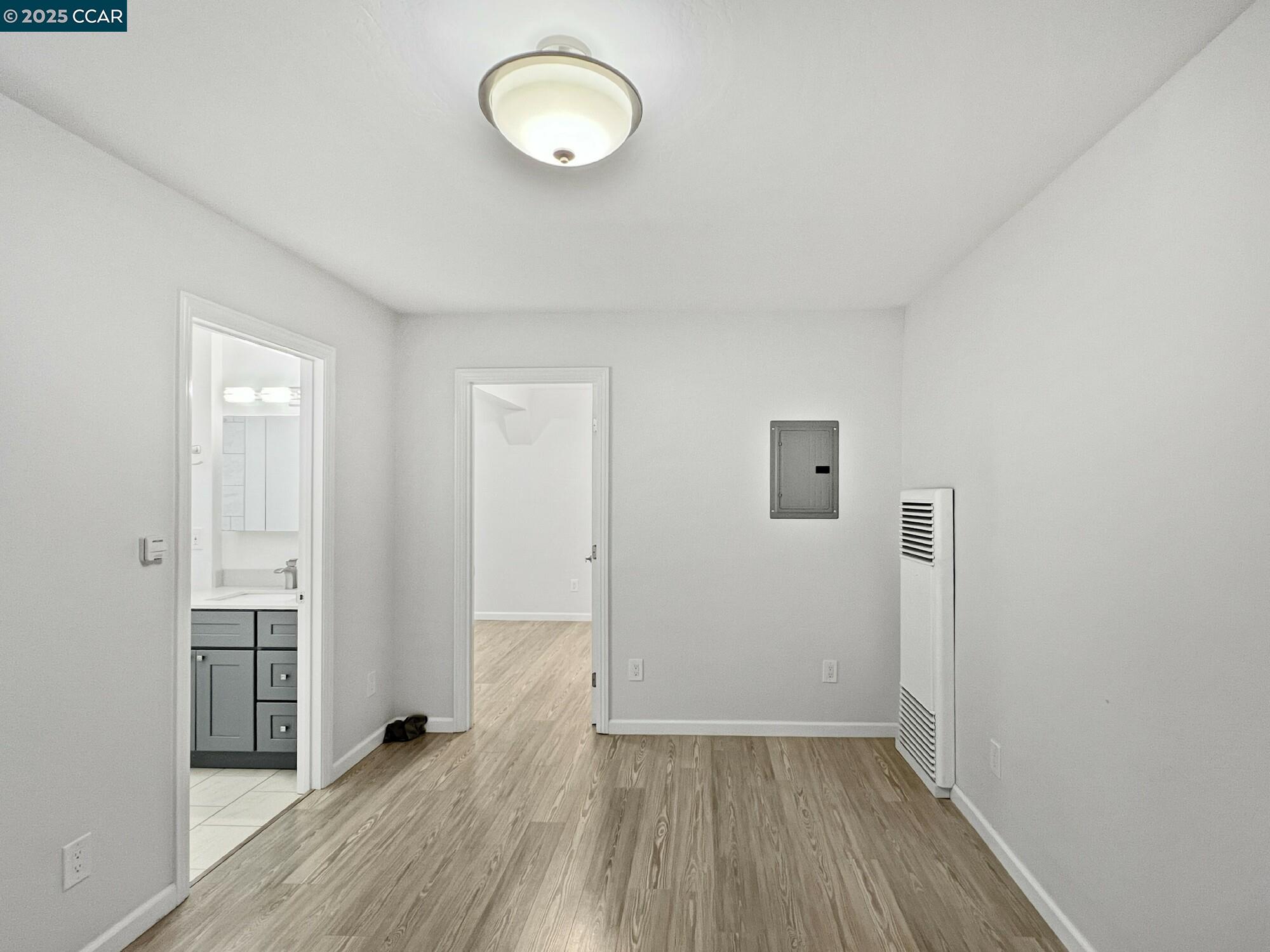 Detail Gallery Image 9 of 55 For 1919 Curtis, Berkeley,  CA 94702 - – Beds | – Baths