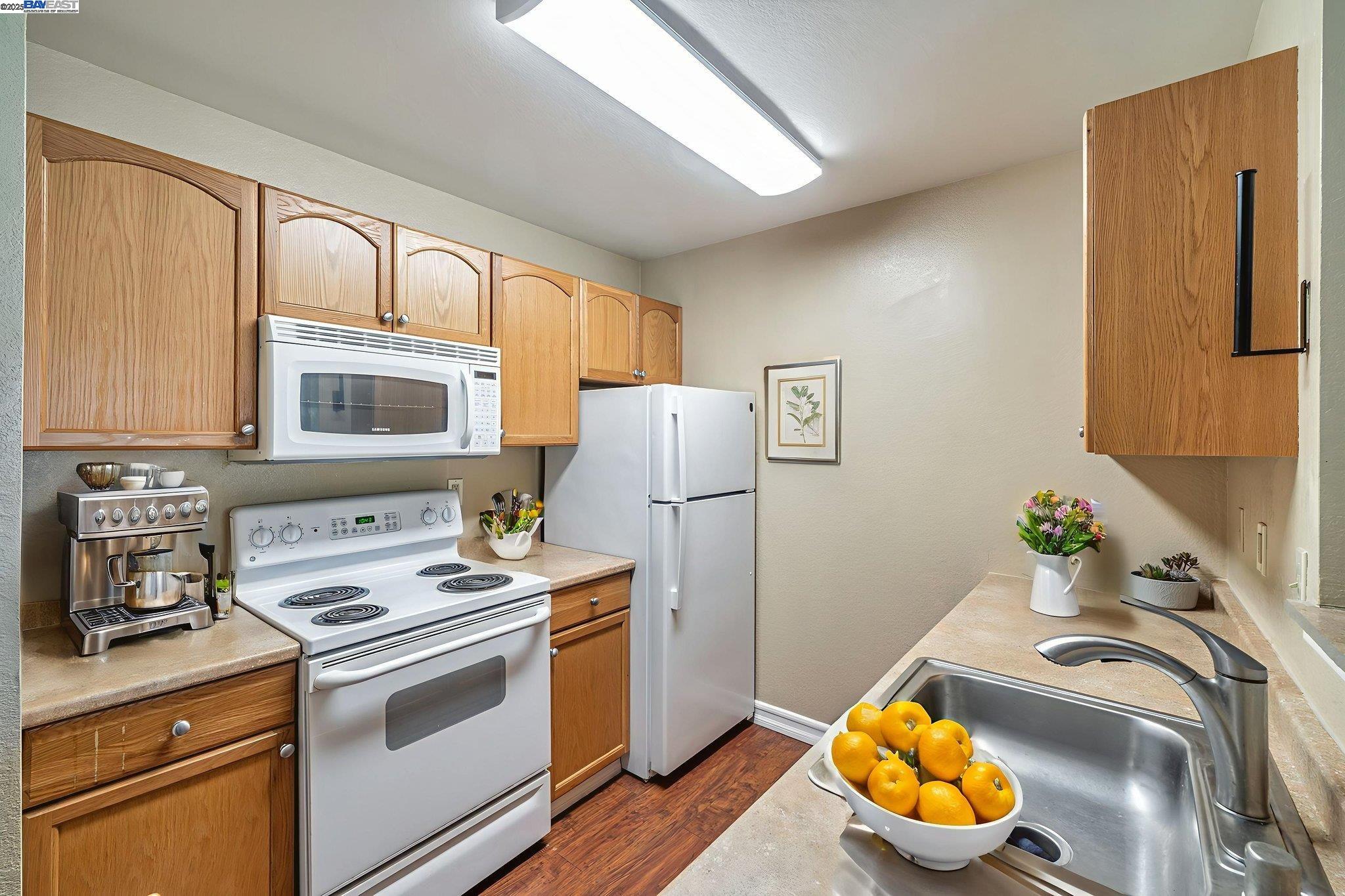 Photo #14: 41112537 Listing: Photo #14
