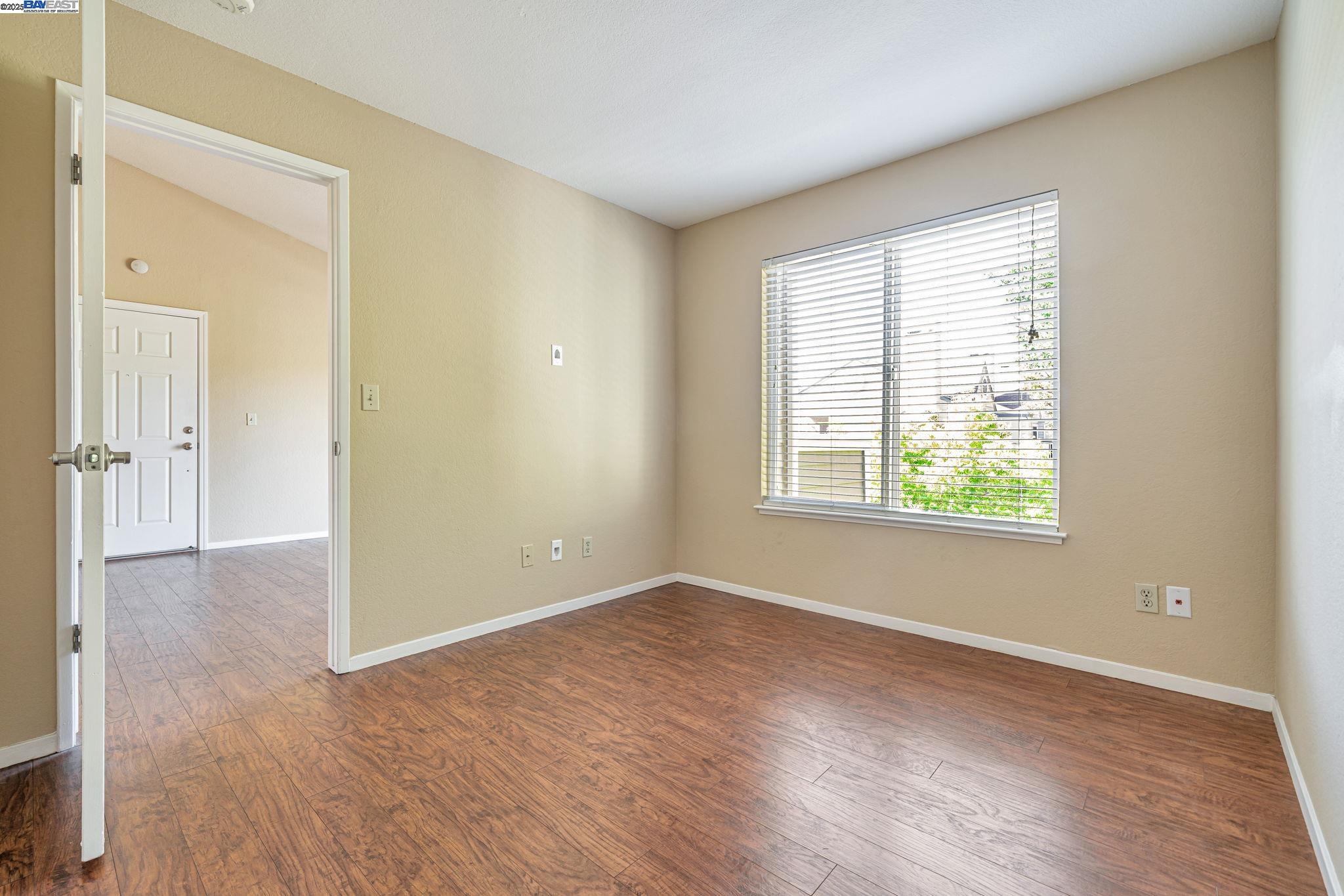 Photo #23: 41112537 Listing: Photo #23