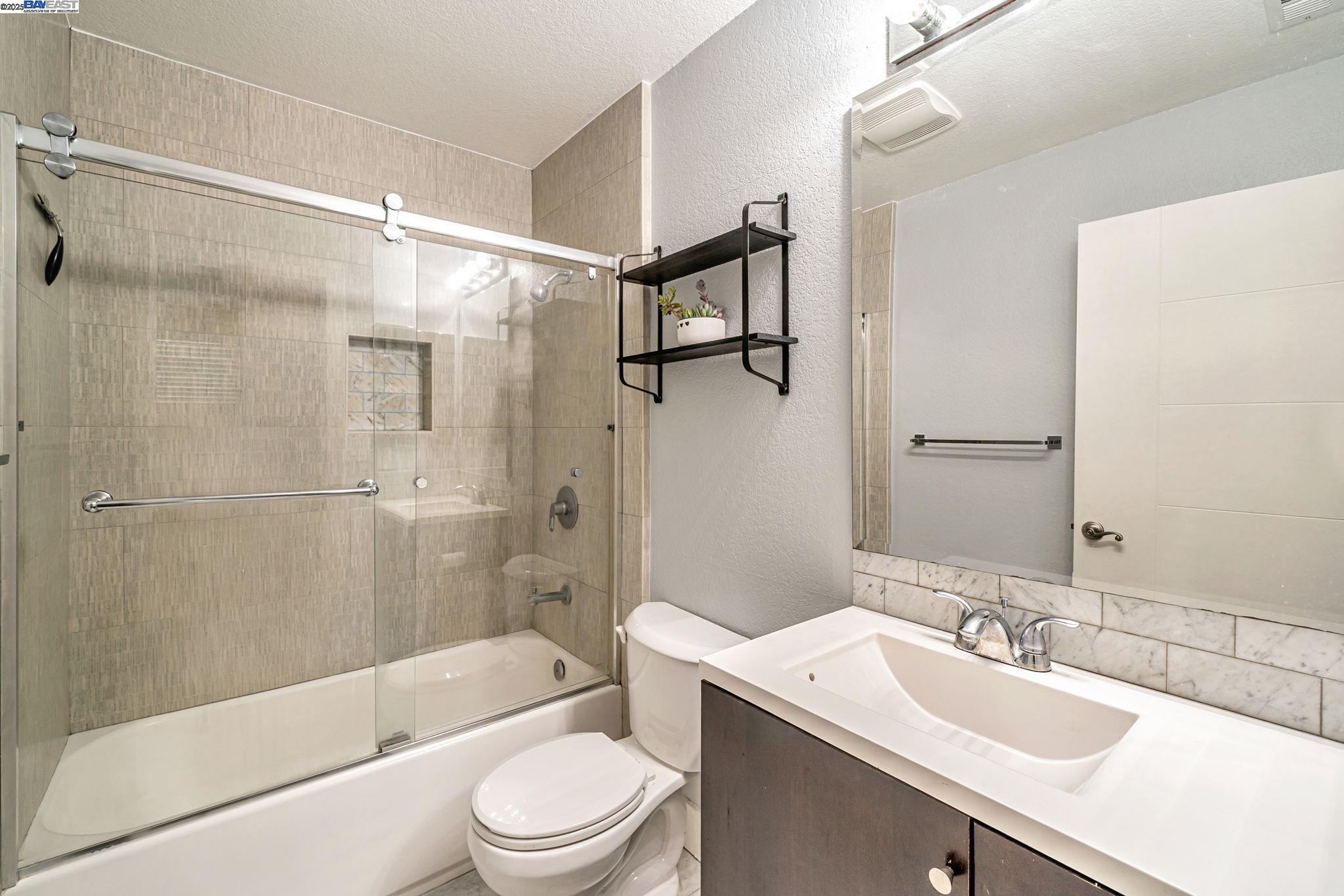 Photo #25: 41112537 Listing: Photo #25