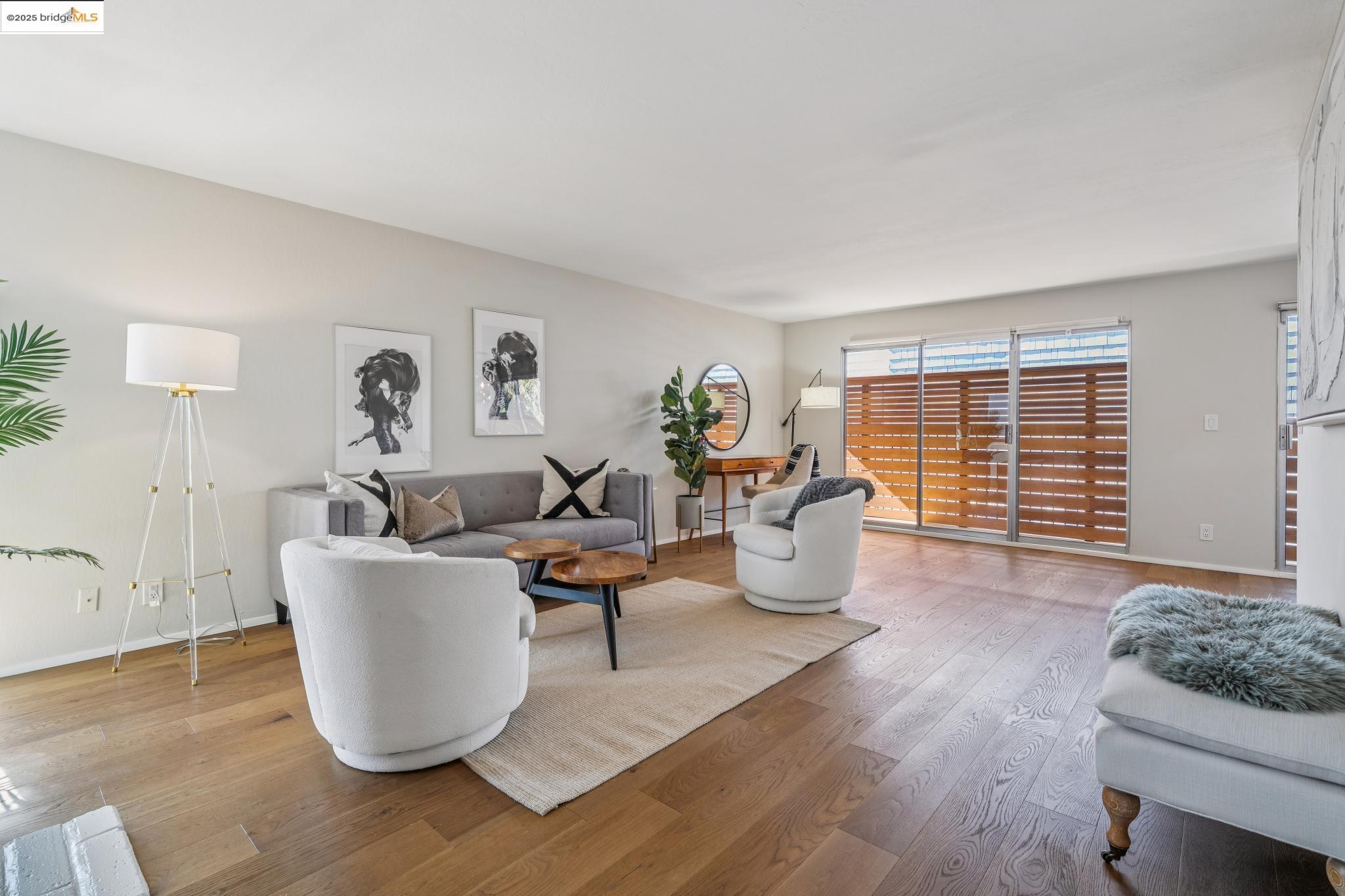 Photo #6: 41112538 Listing 
