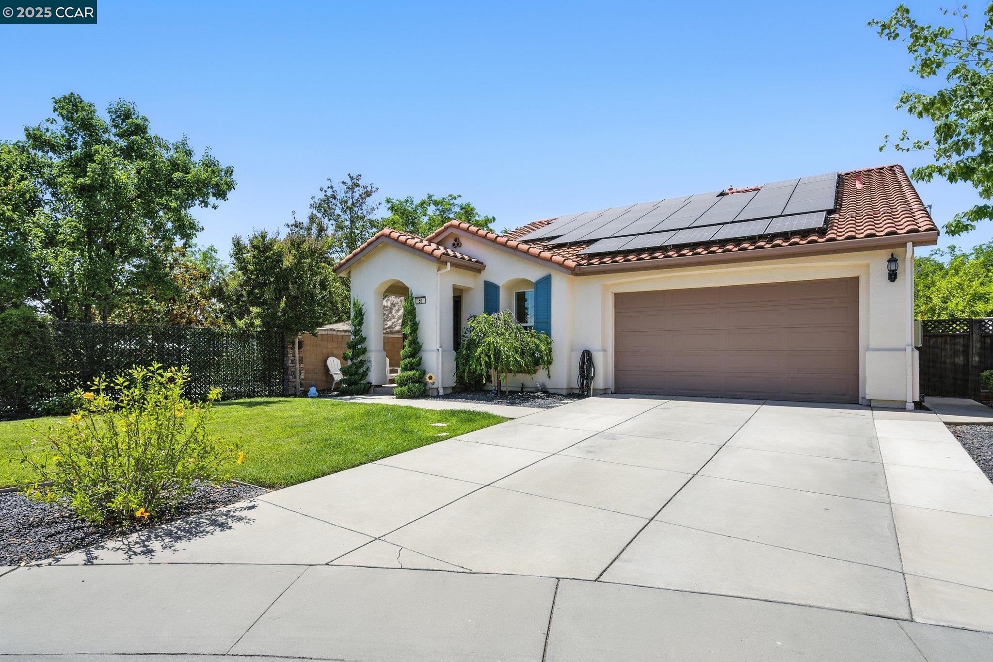 Front Image Thumbnail for CC41112540