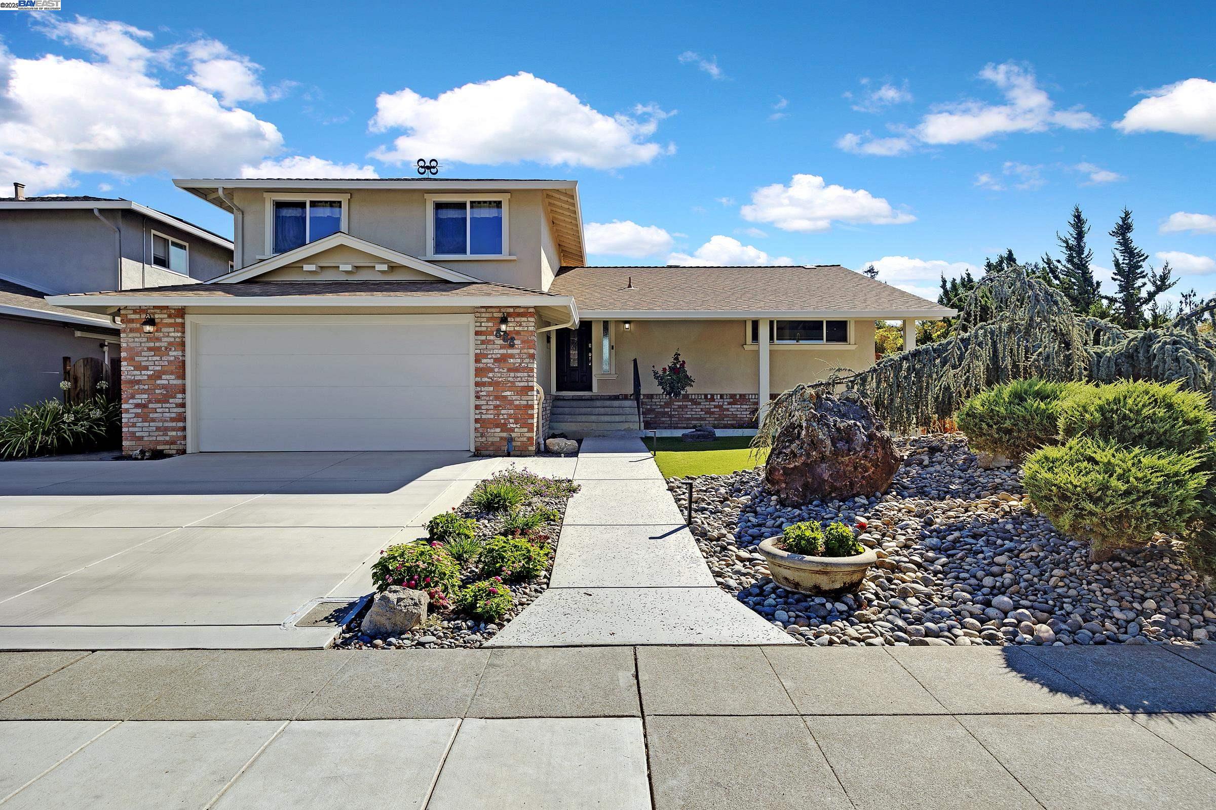 Detail Gallery Image 2 of 44 For 888 Laguna St, Livermore,  CA 94550 - 4 Beds | 3 Baths