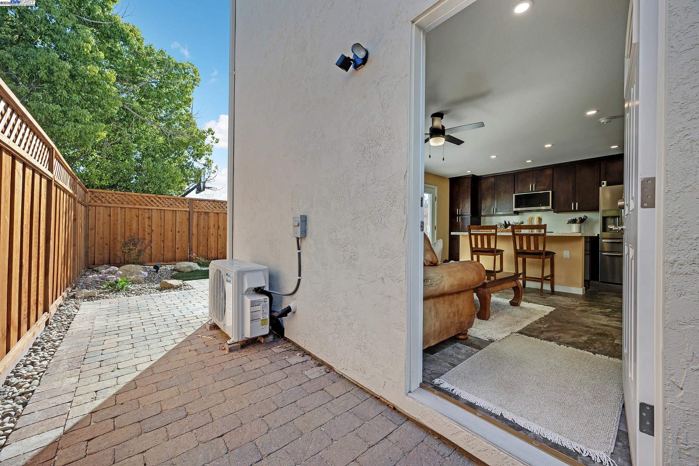 Detail Gallery Image 30 of 44 For 888 Laguna St, Livermore,  CA 94550 - 4 Beds | 3 Baths