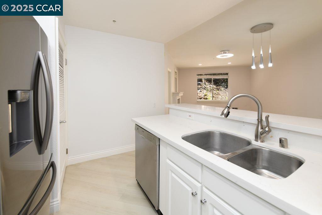 Photo #14: 41112549 Listing: Photo #14