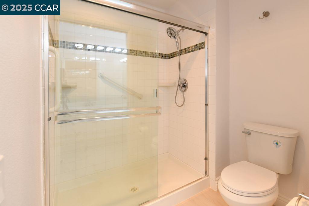 Photo #23: 41112549 Listing: Photo #23
