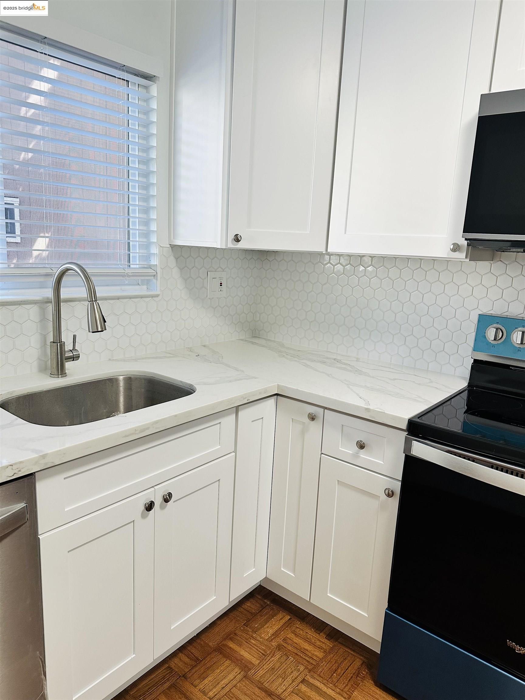 Photo #3: 41112553 Listing 