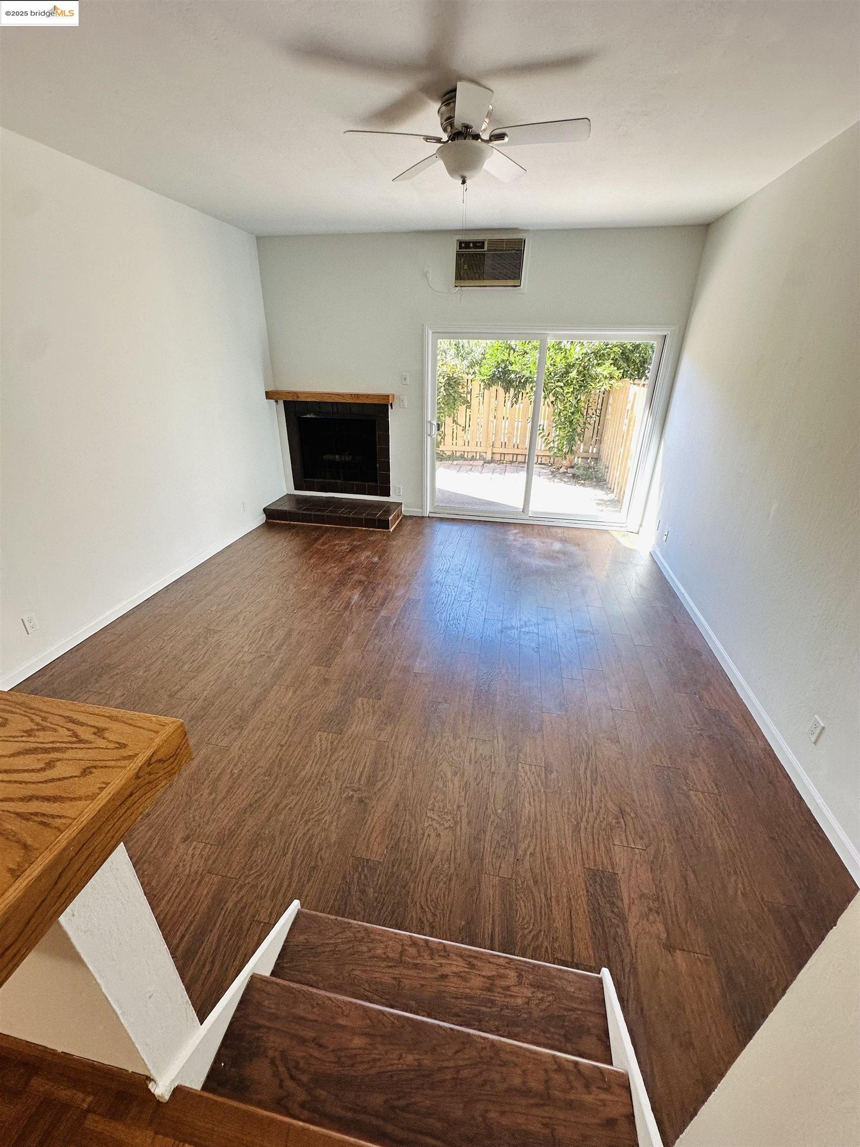 Photo #7: 41112553 Listing: Photo #7