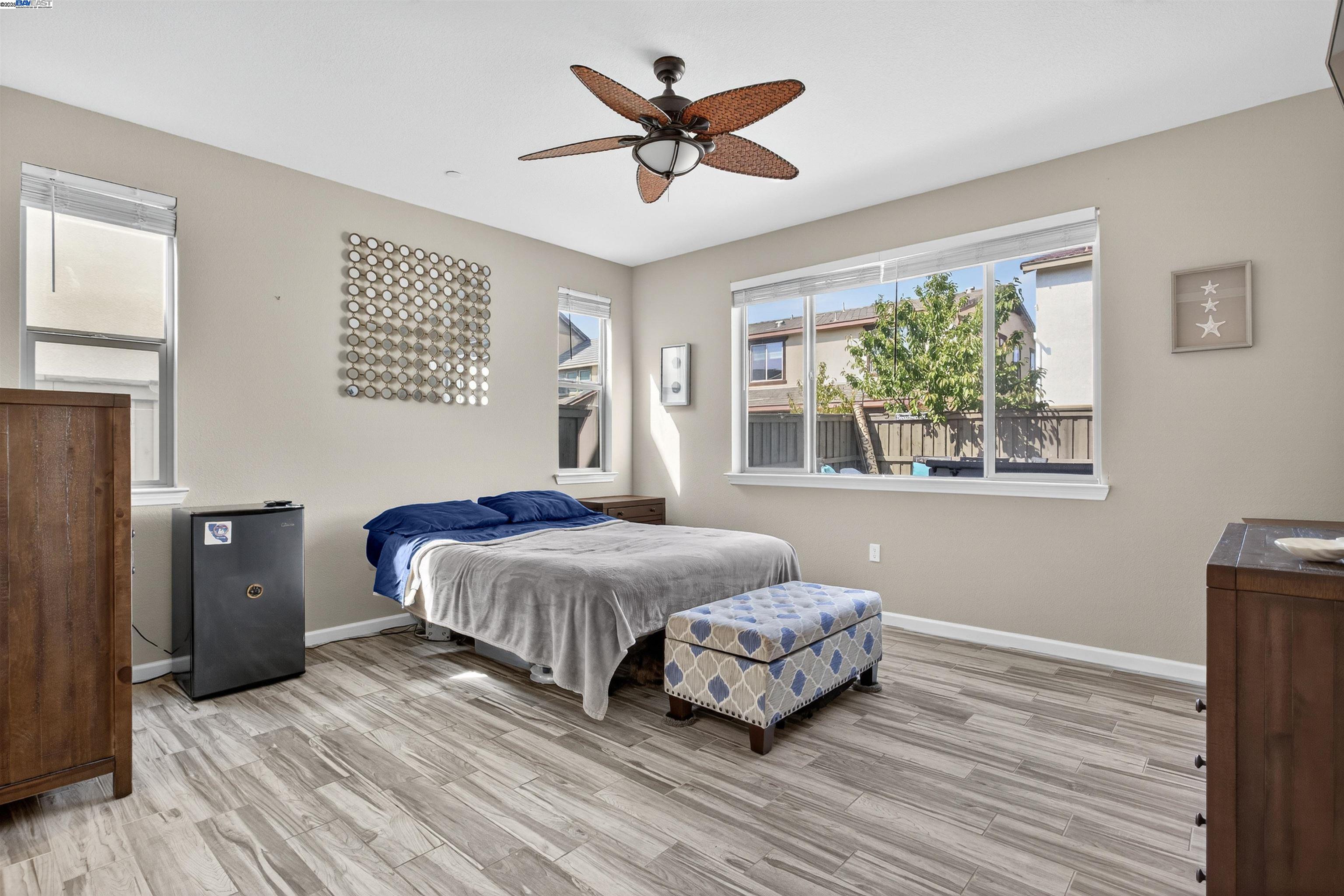 Detail Gallery Image 16 of 58 For 1787 Branson Court, Lathrop,  CA 95330 - 5 Beds | 4/1 Baths