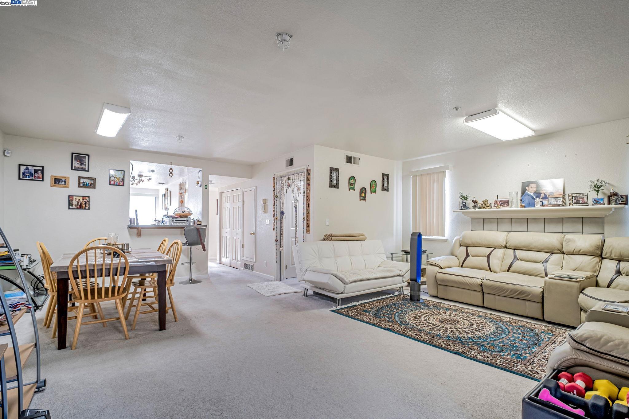 Photo #7: 41112560 Listing: Photo #7