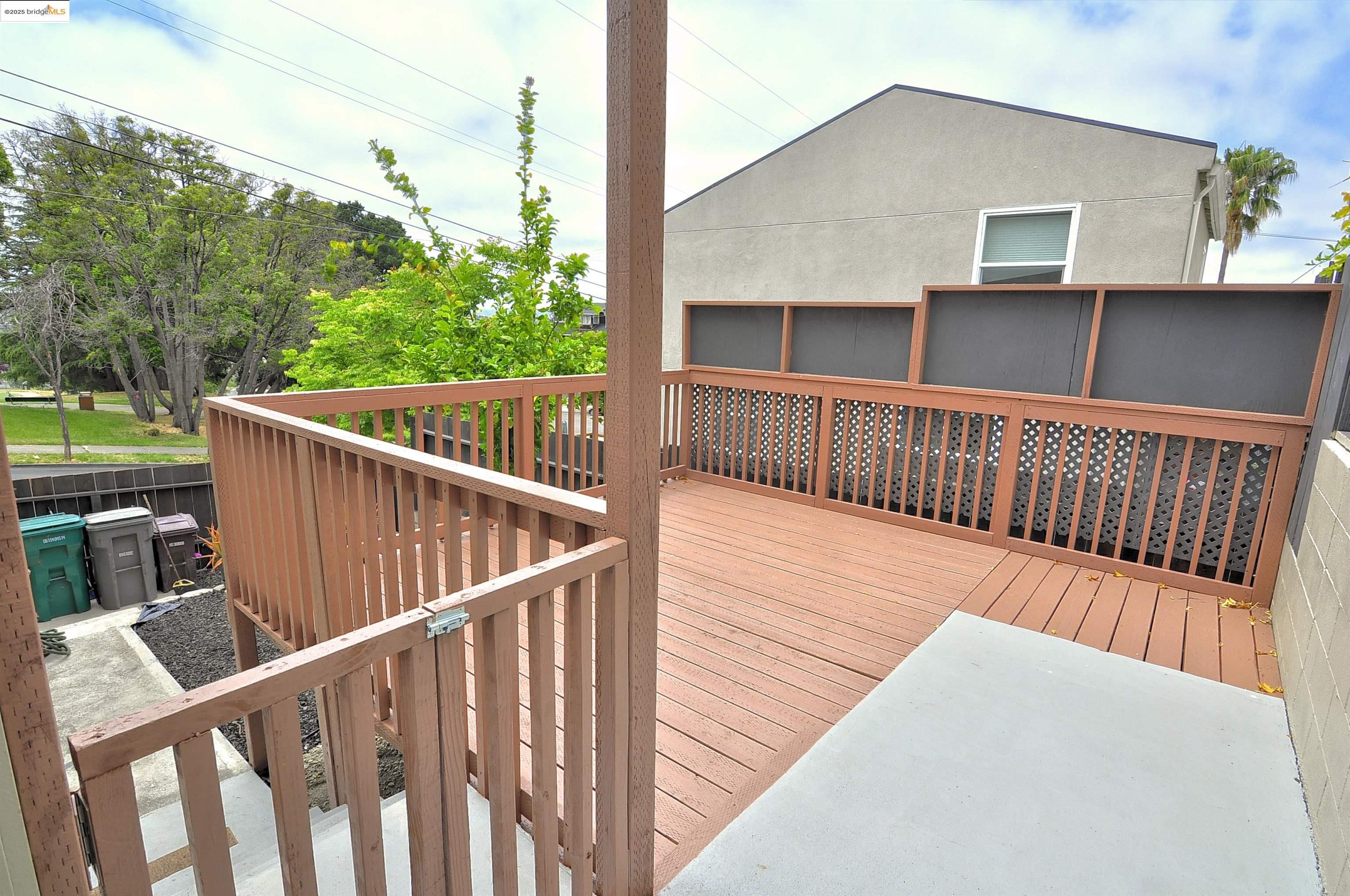 Detail Gallery Image 28 of 34 For 1604 E 19th St, Oakland,  CA 94606 - 3 Beds | 1/1 Baths