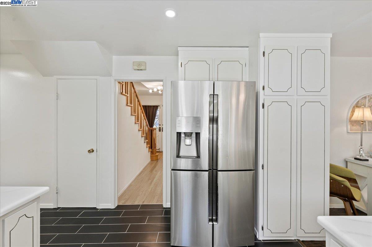 Detail Gallery Image 18 of 53 For 7606 Desertwood Ln, Pleasanton,  CA 94588 - 5 Beds | 2/1 Baths