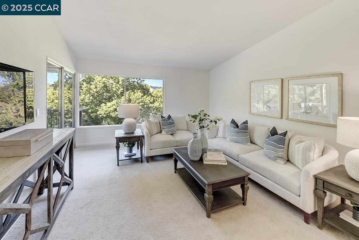 Photo #3: 41112578 Listing 