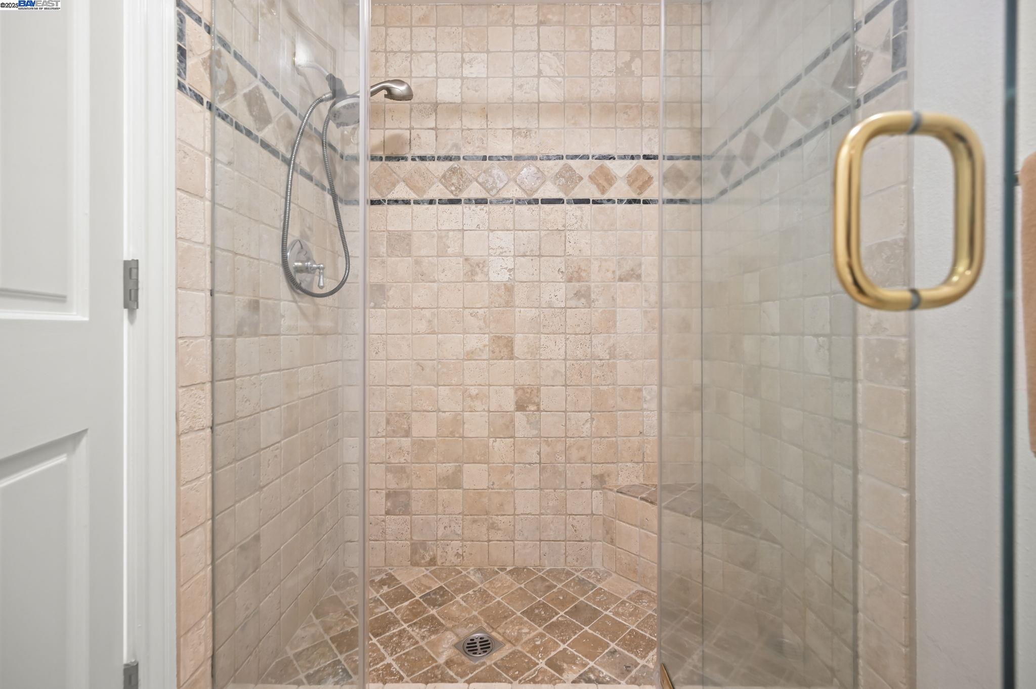 Photo #24: 41112581 Listing: Photo #24