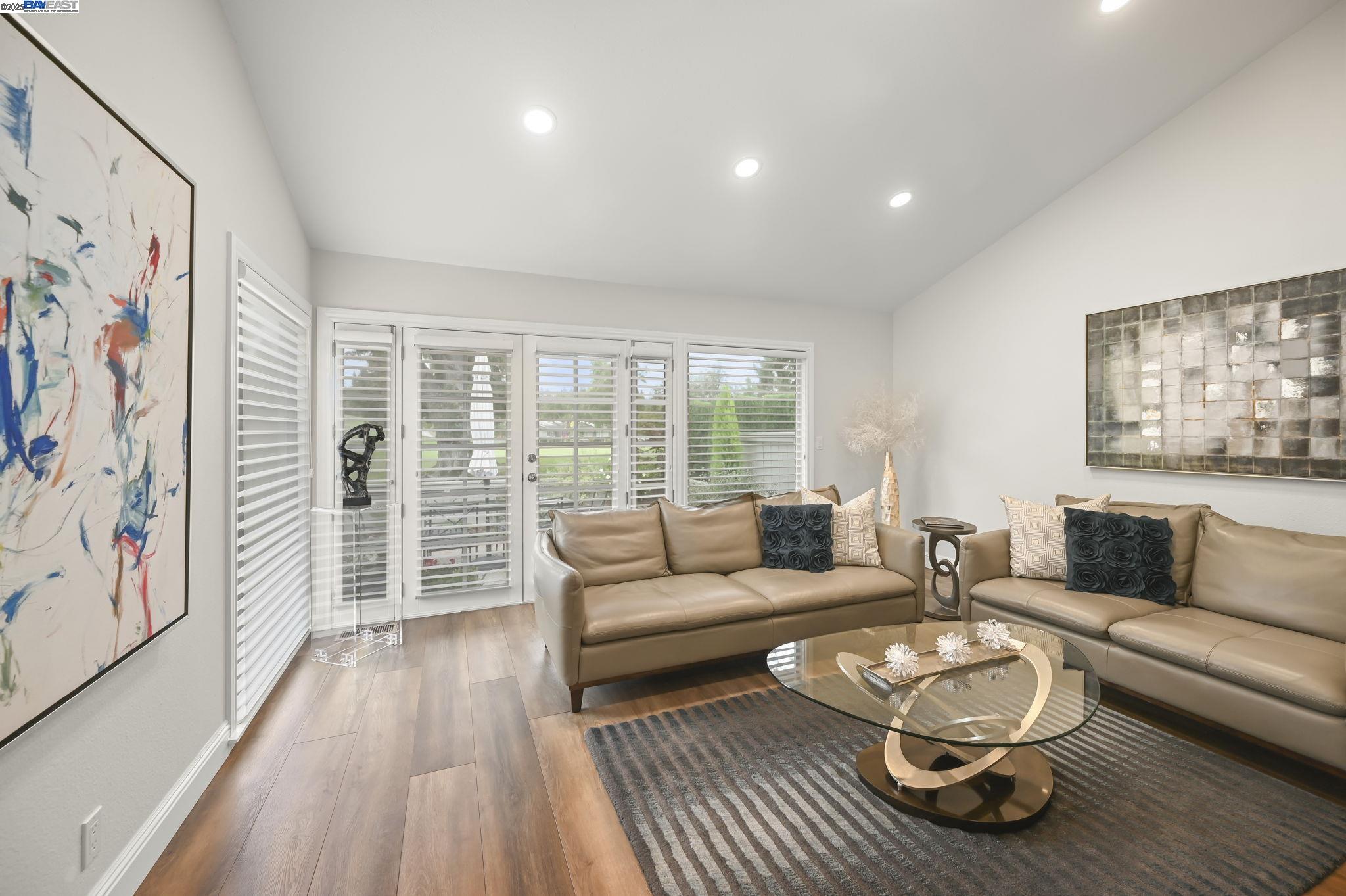 Photo #10: 41112581 Listing: Photo #10