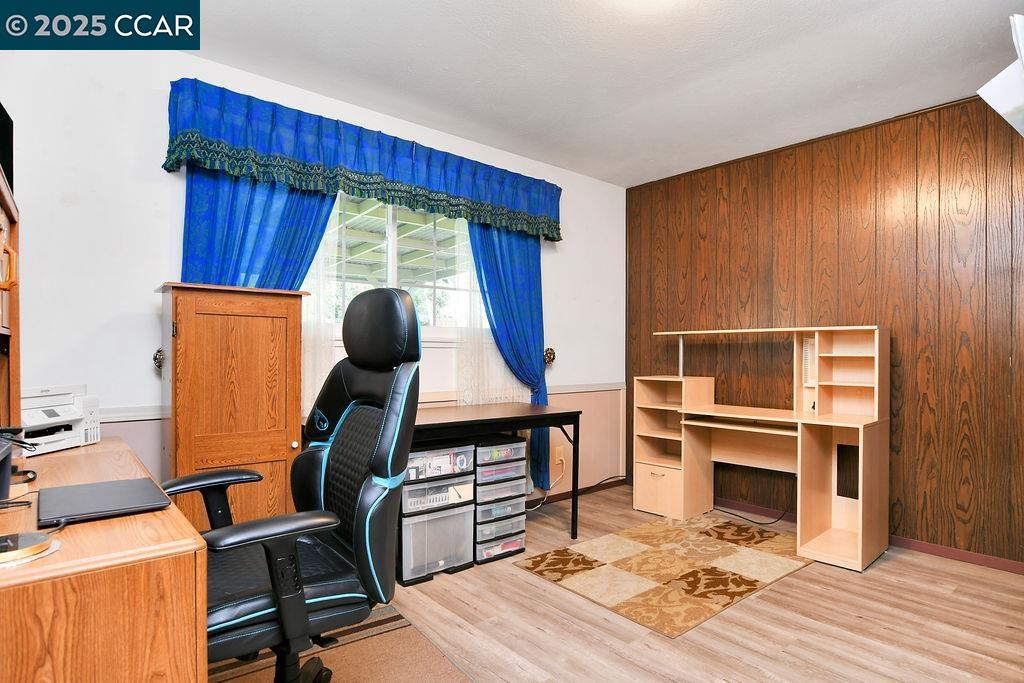 Detail Gallery Image 11 of 26 For 214 Don Carlos Avenue, Stockton,  CA 95210-1202 - 3 Beds | 1 Baths