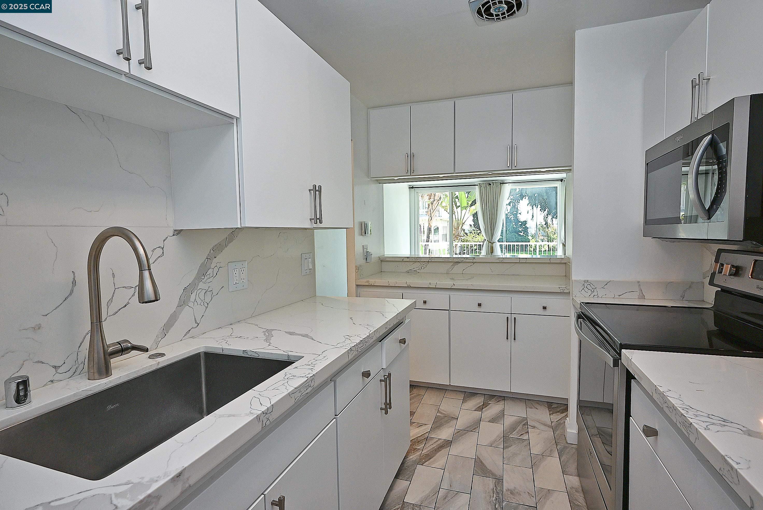 Photo #16: 41112586 Listing: Photo #16