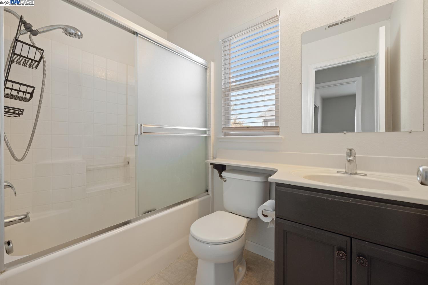 Detail Gallery Image 29 of 38 For 2430 Trellis Ln, Turlock,  CA 95382 - 3 Beds | 2/1 Baths