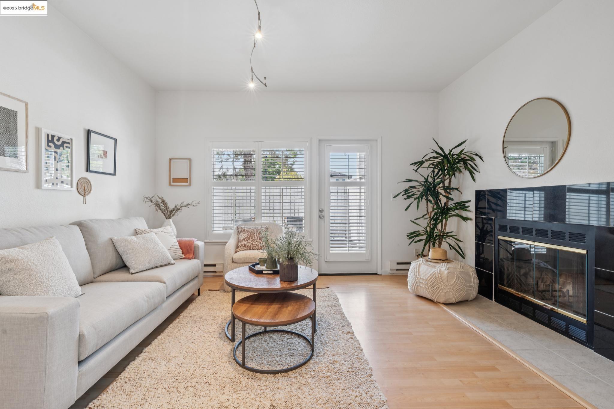 Photo #6: 41112593 Listing 