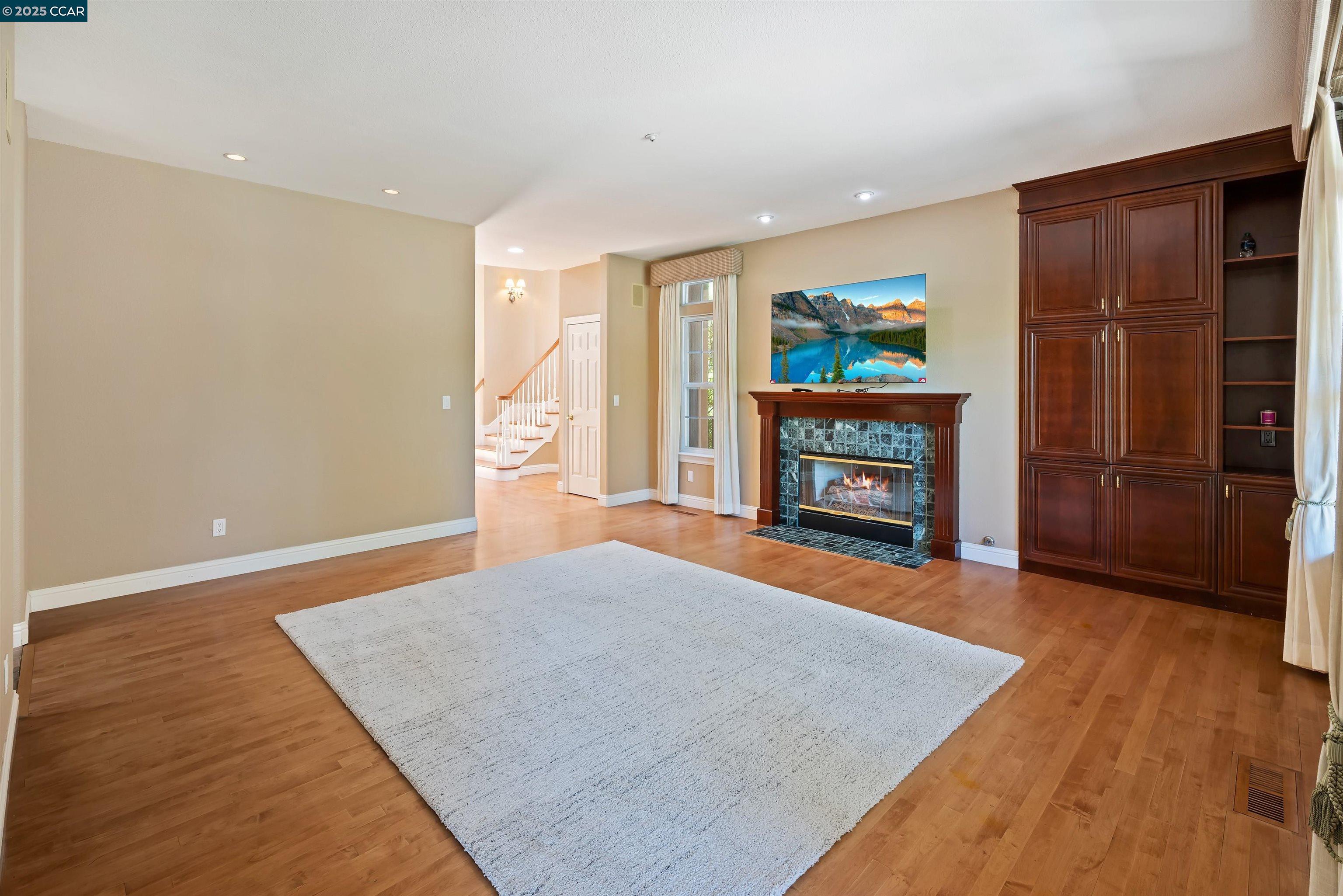 Detail Gallery Image 16 of 41 For 20 Oak Crest Ln, Alamo,  CA 94507 - 4 Beds | 3/1 Baths