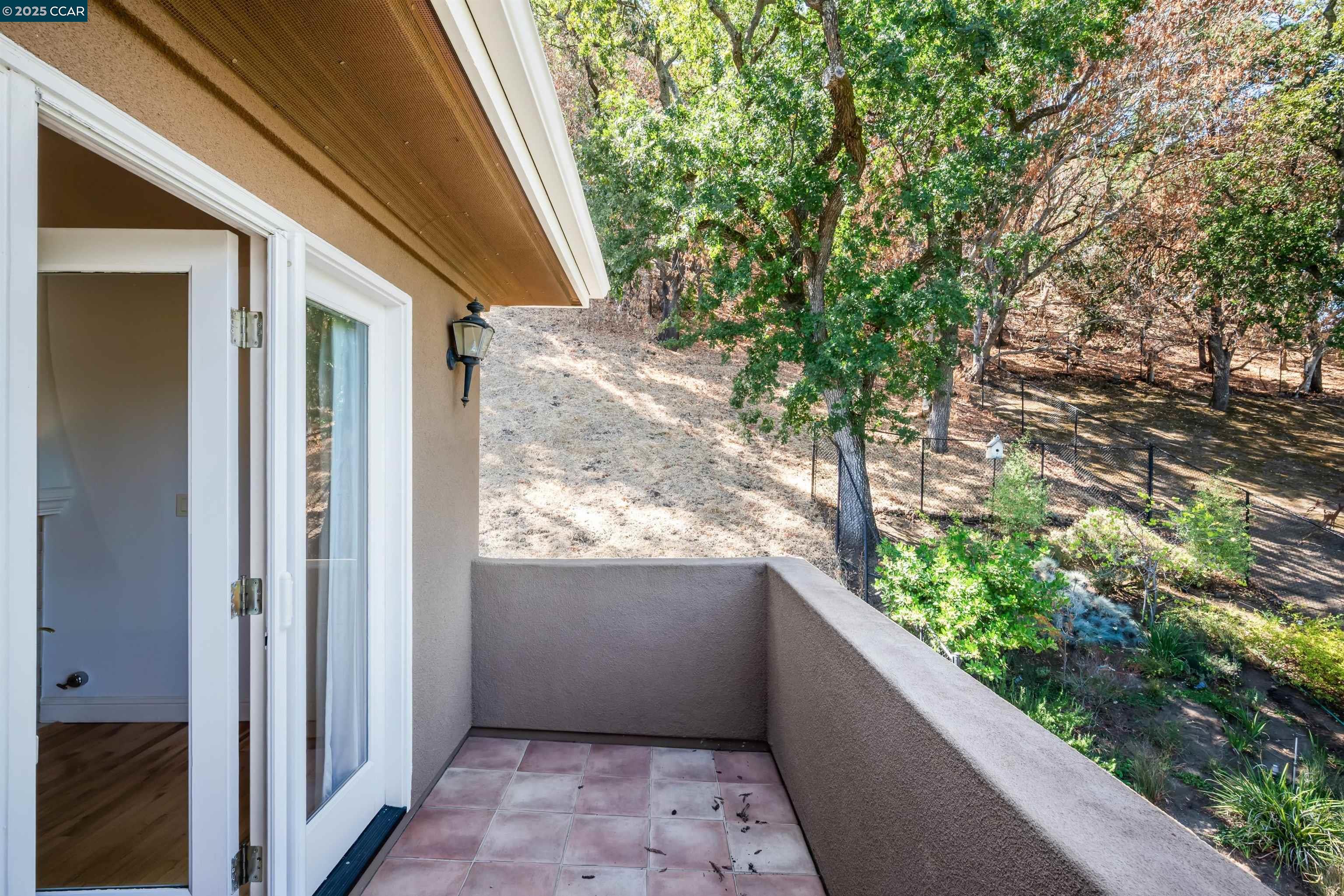 Detail Gallery Image 24 of 41 For 20 Oak Crest Ln, Alamo,  CA 94507 - 4 Beds | 3/1 Baths